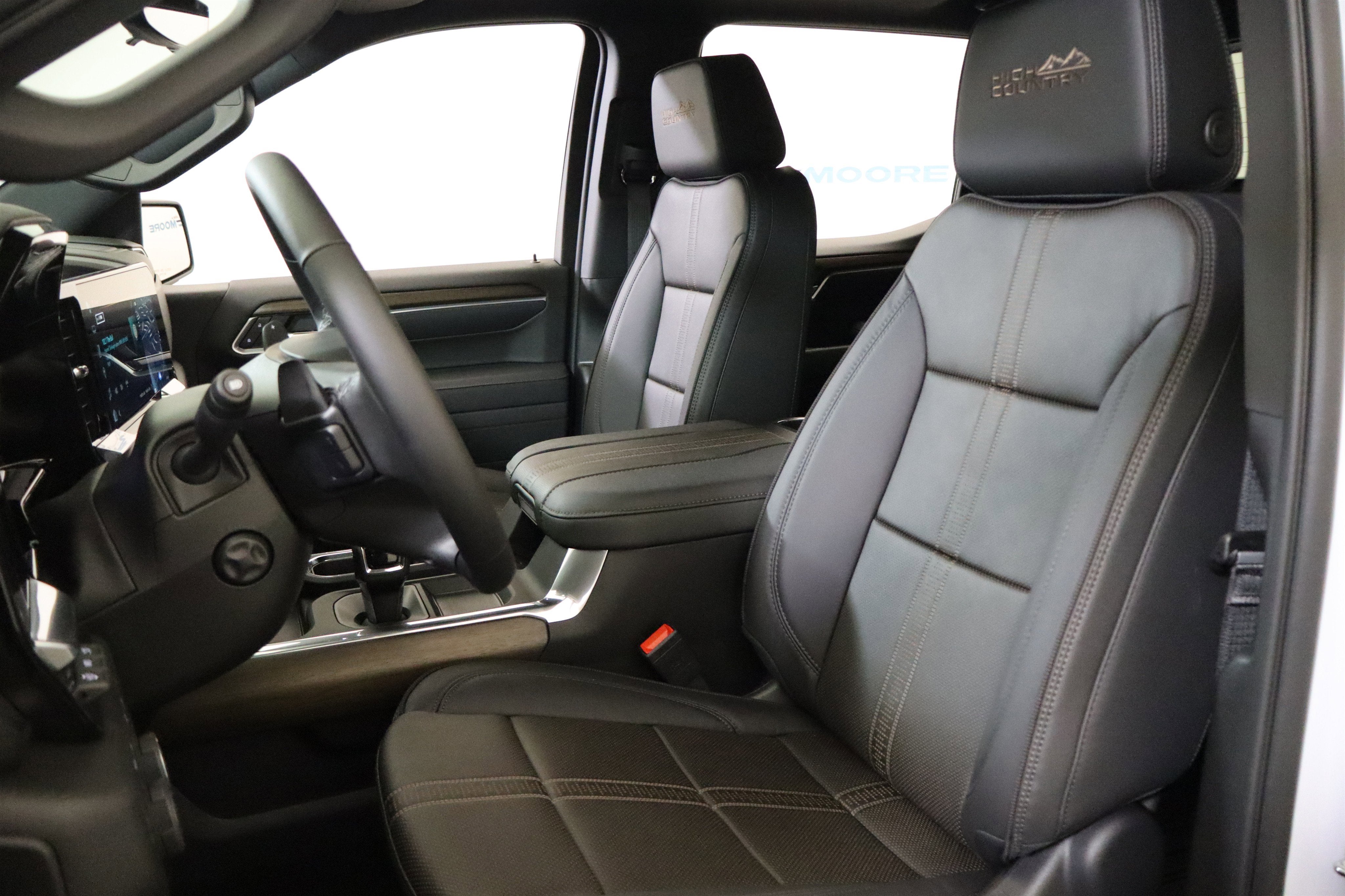 2026 Chevrolet Silverado 1500 High Country Crew Cab 4WD