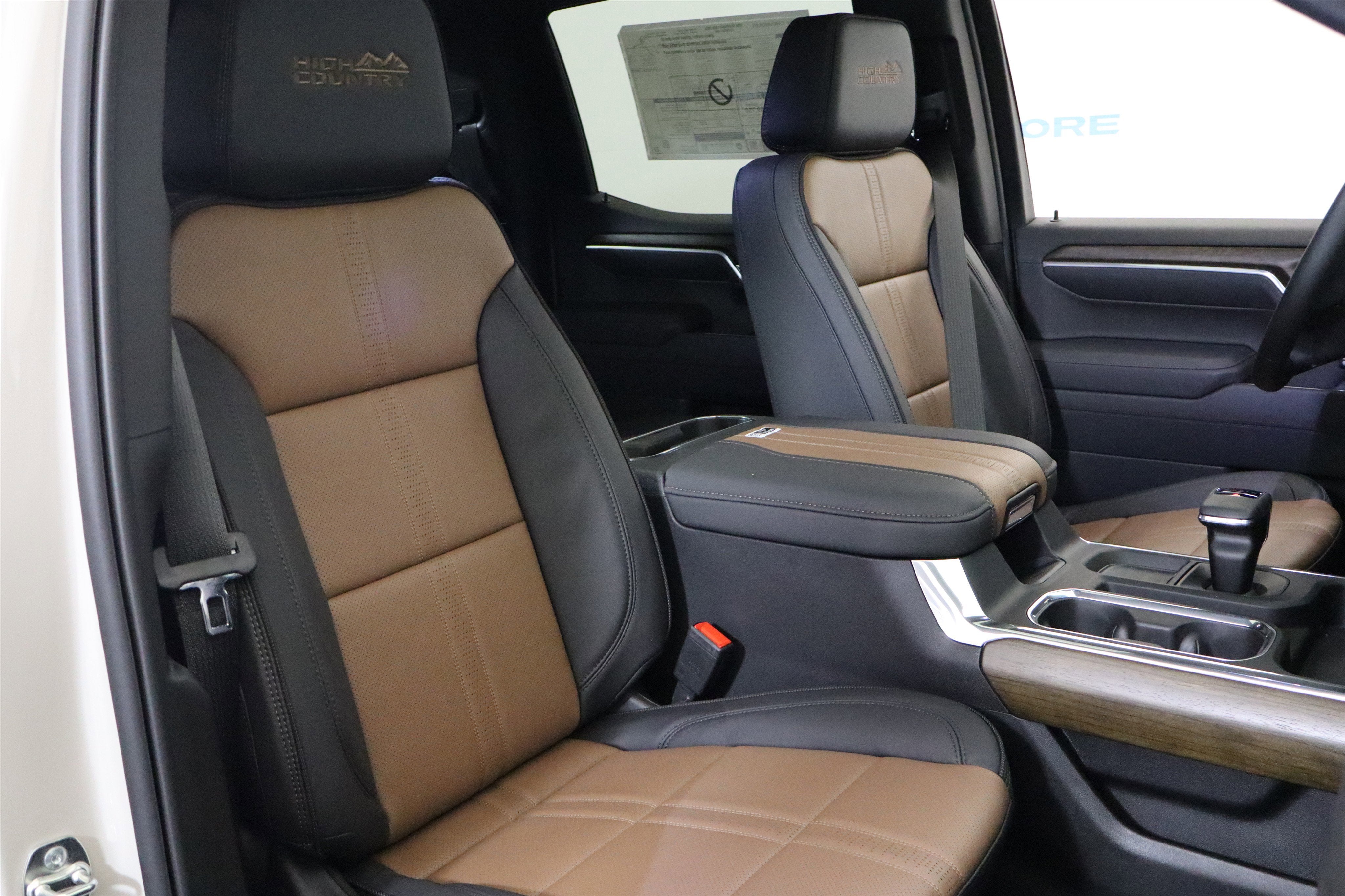 2026 Chevrolet Silverado 1500 High Country Crew Cab 4WD