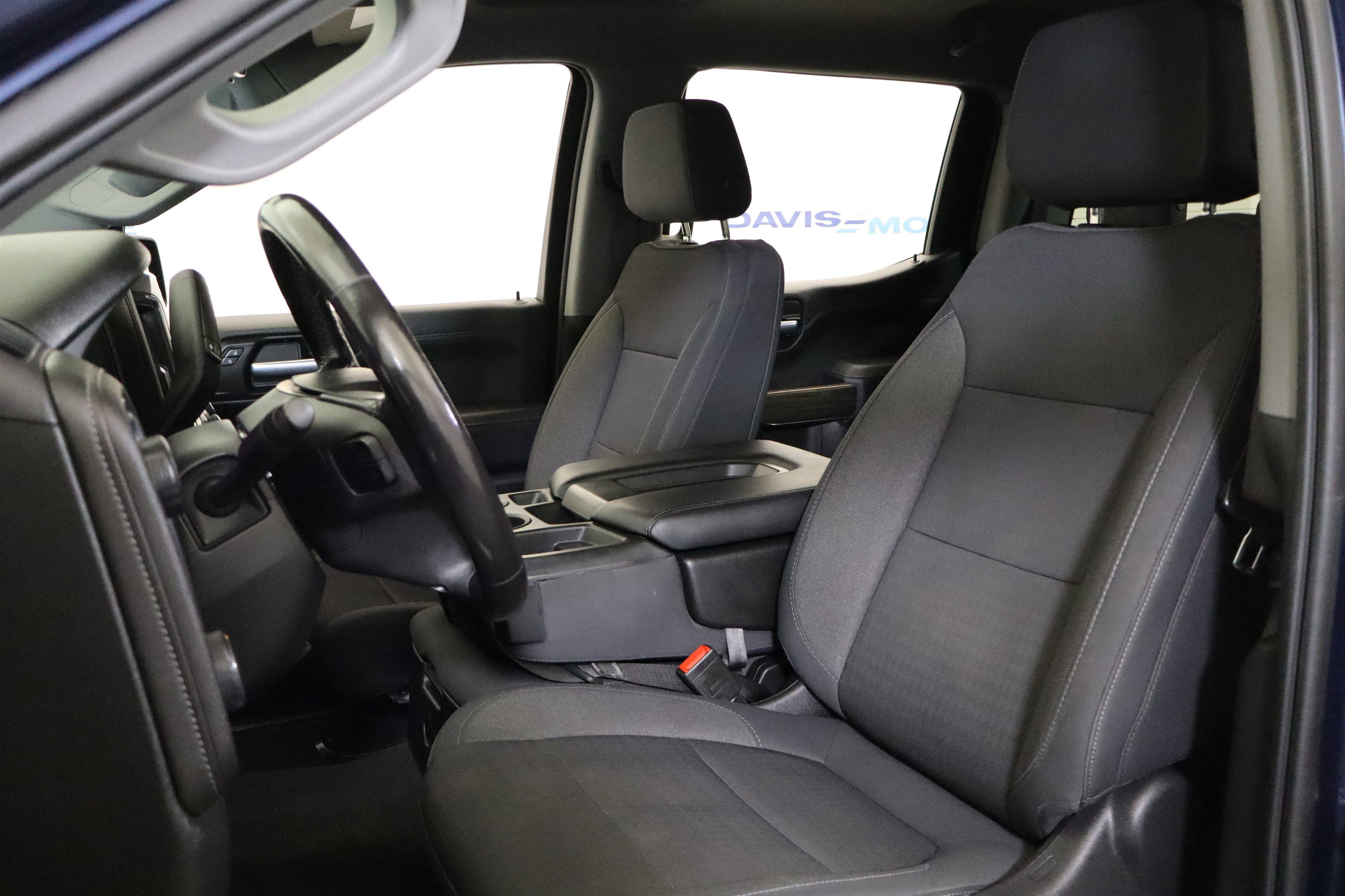 2020 Chevrolet Silverado 1500 RST Crew Cab 4WD