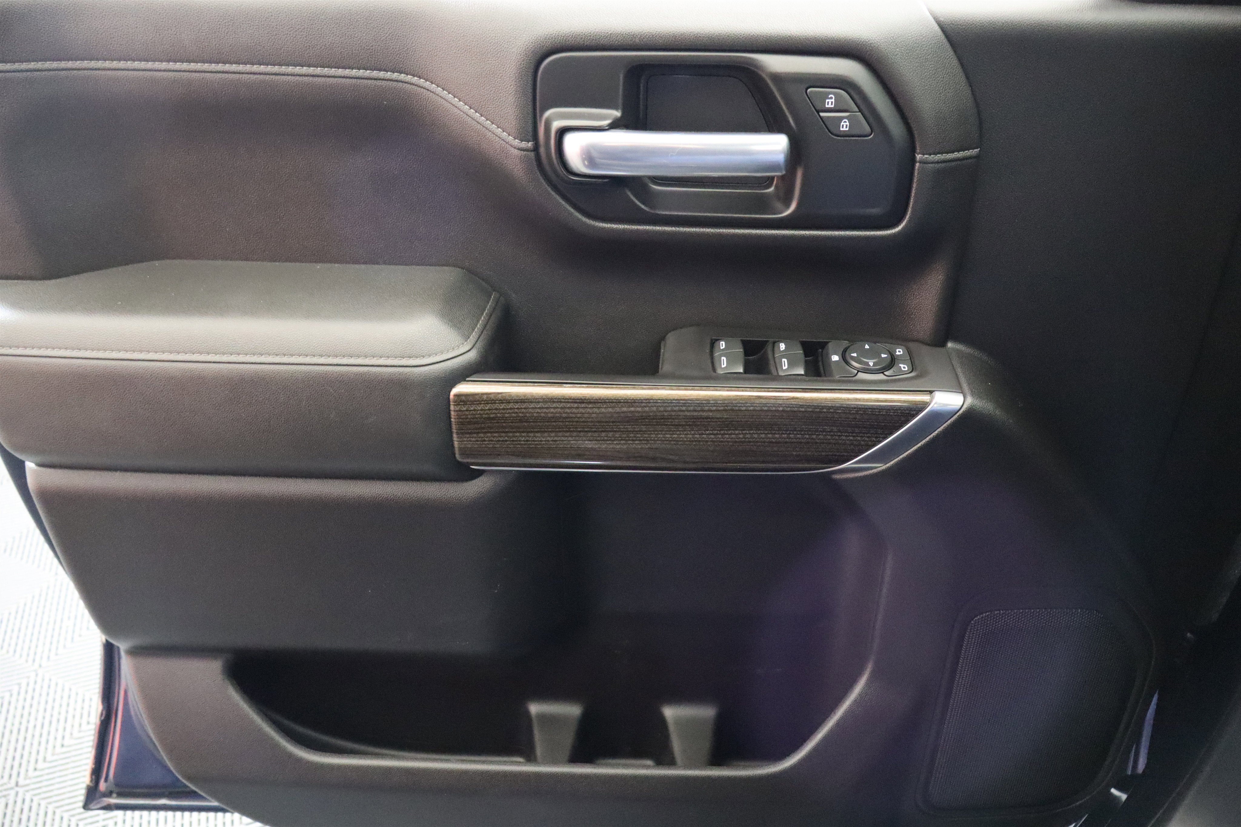 2020 Chevrolet Silverado 1500 RST Crew Cab 4WD