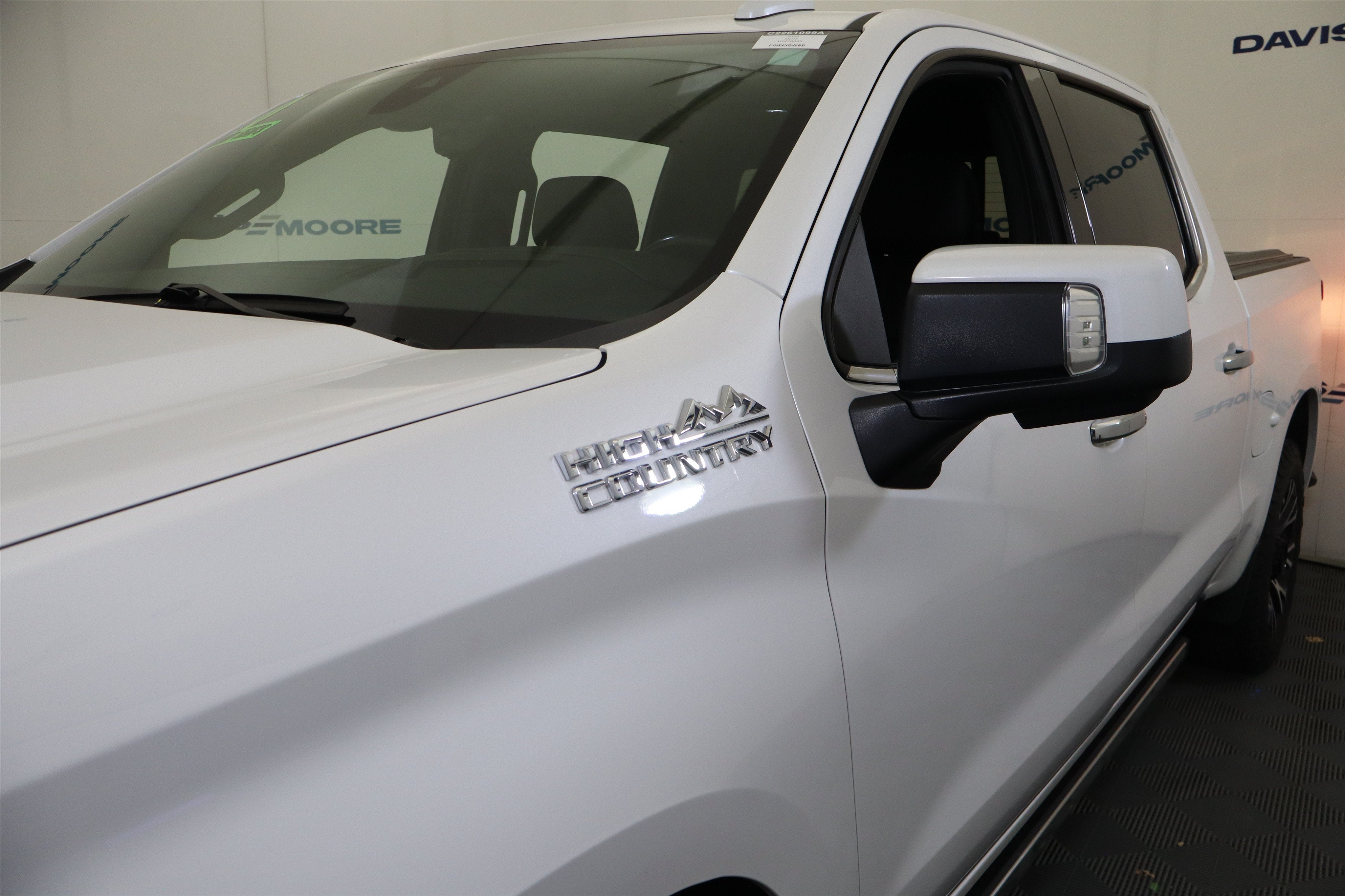 2020 Chevrolet Silverado 1500 High Country Crew Cab 4WD
