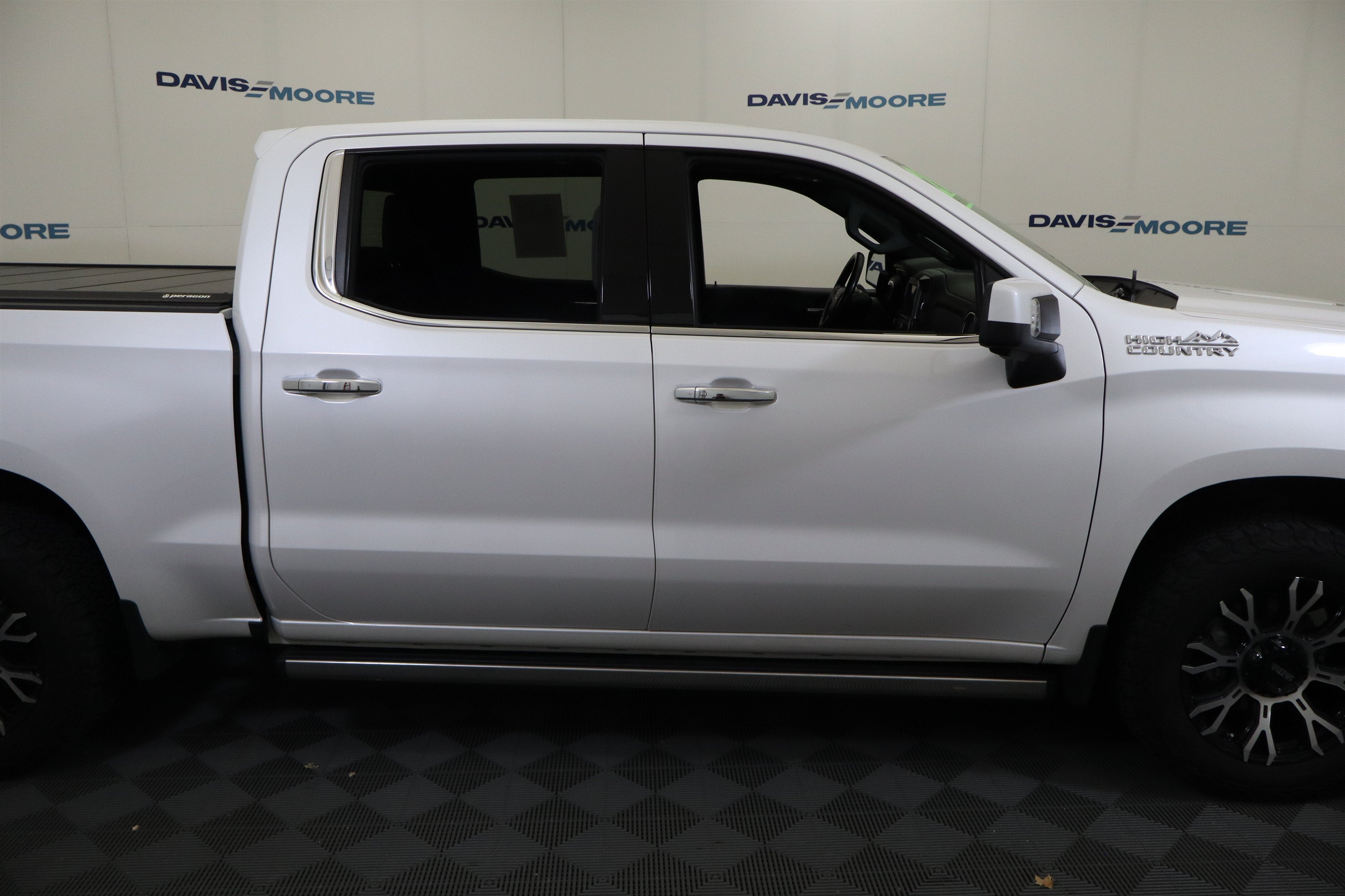 2020 Chevrolet Silverado 1500 High Country Crew Cab 4WD
