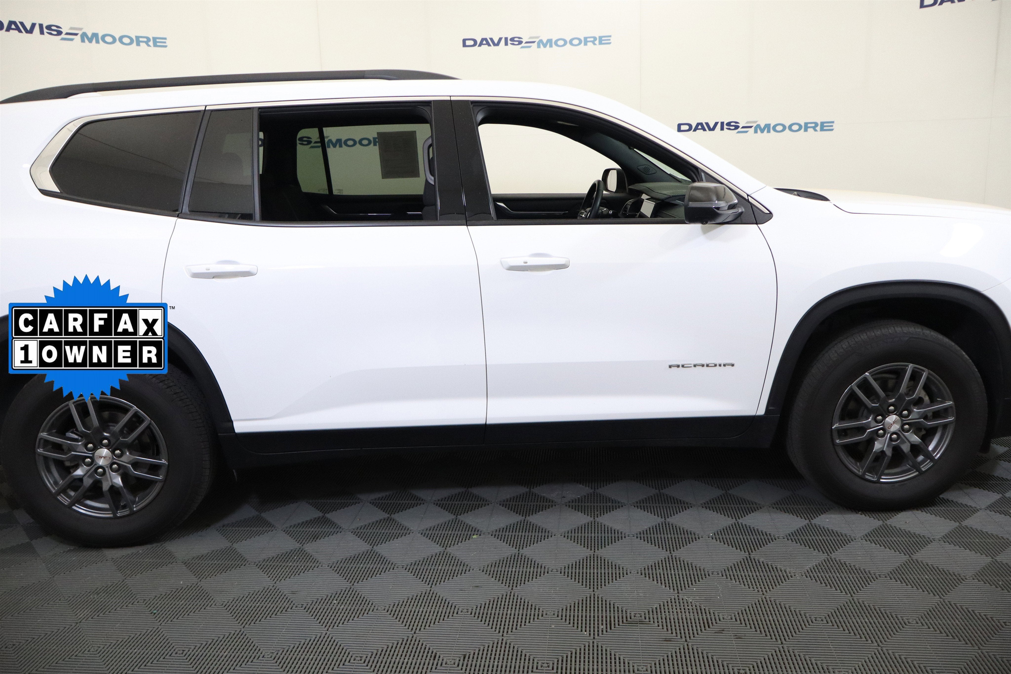 2025 GMC Acadia AWD Elevation