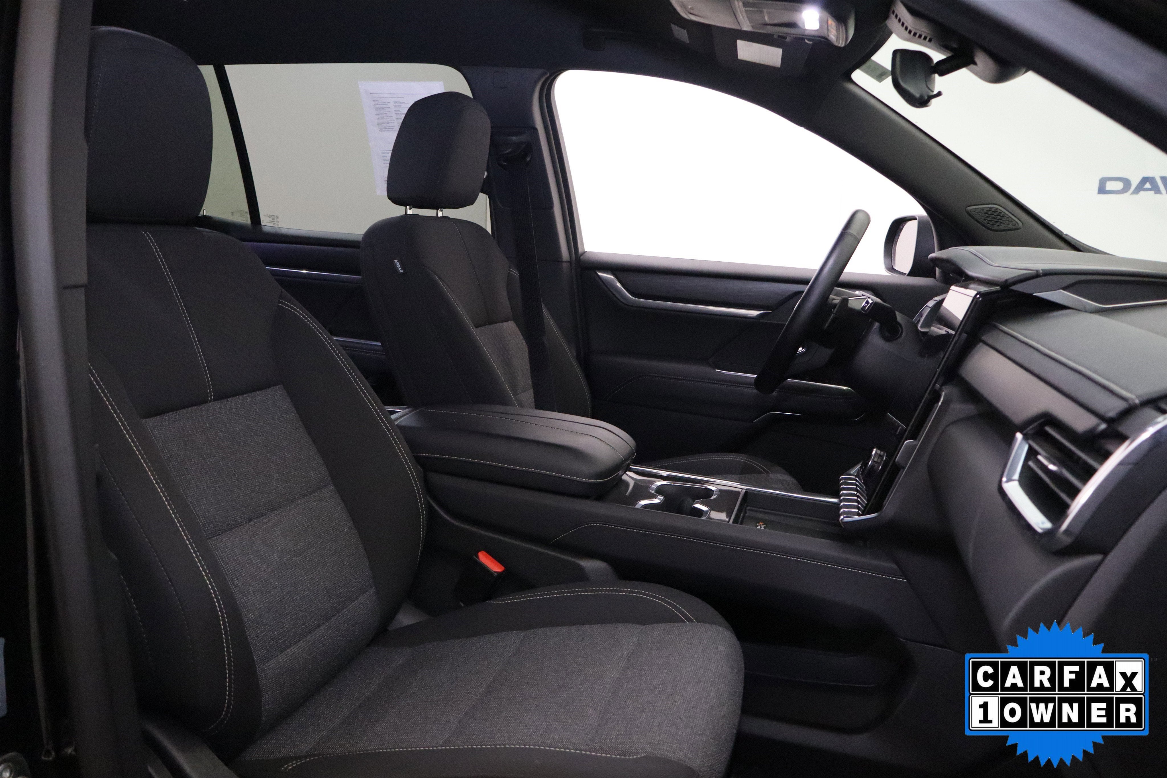 2025 GMC Acadia AWD Elevation