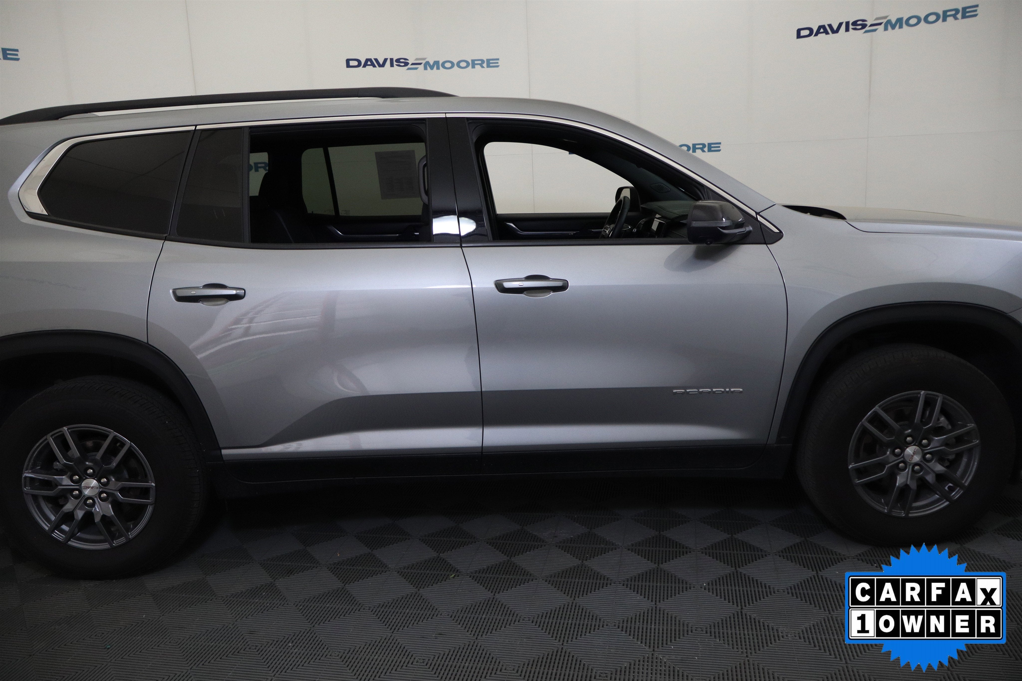 2025 GMC Acadia AWD Elevation
