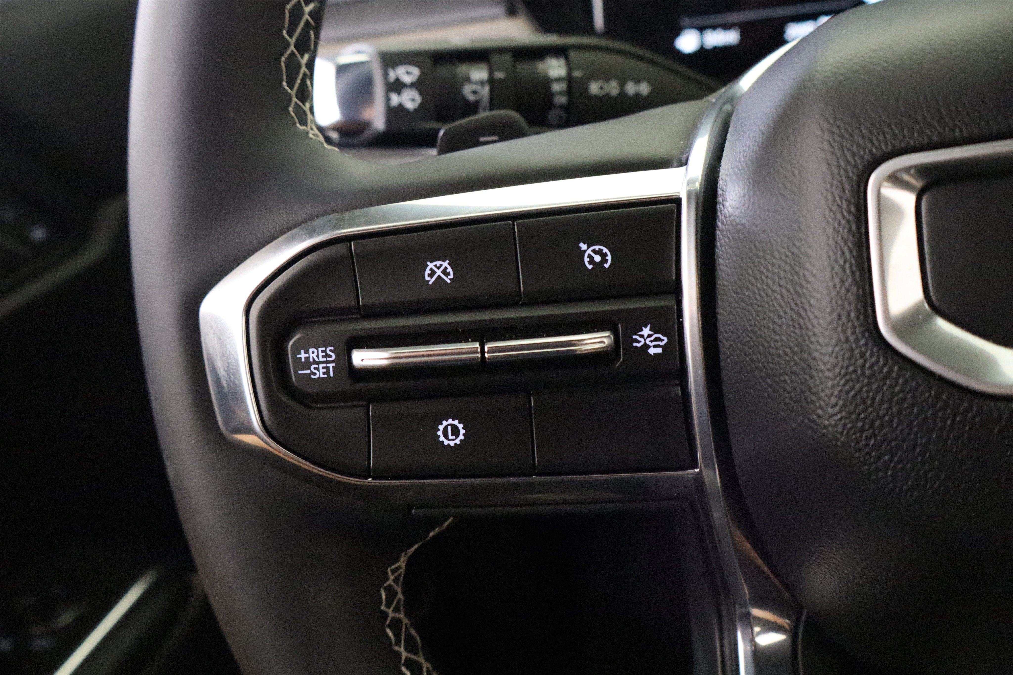 2025 GMC Acadia AWD Denali