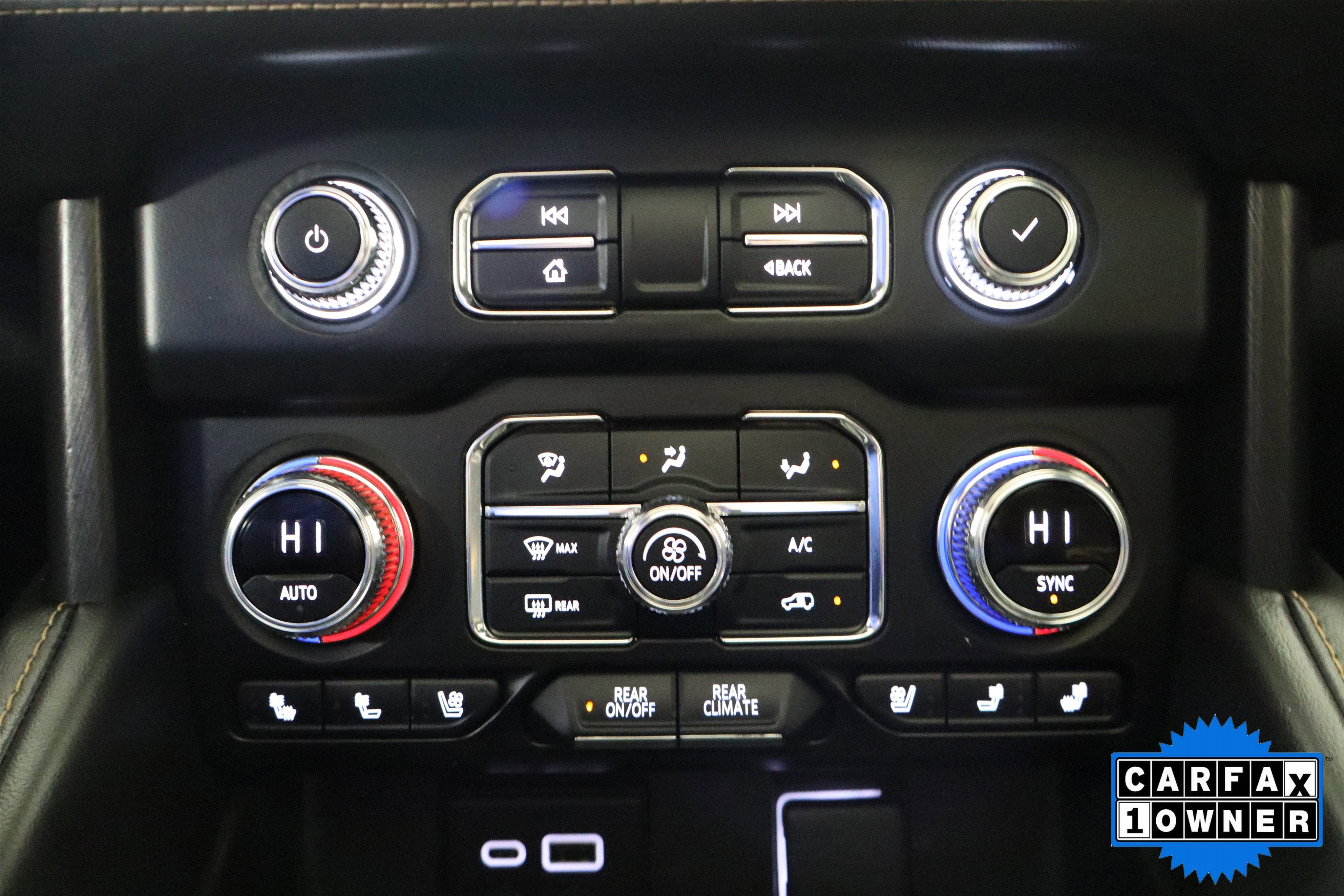 2024 GMC Yukon AT4 4WD