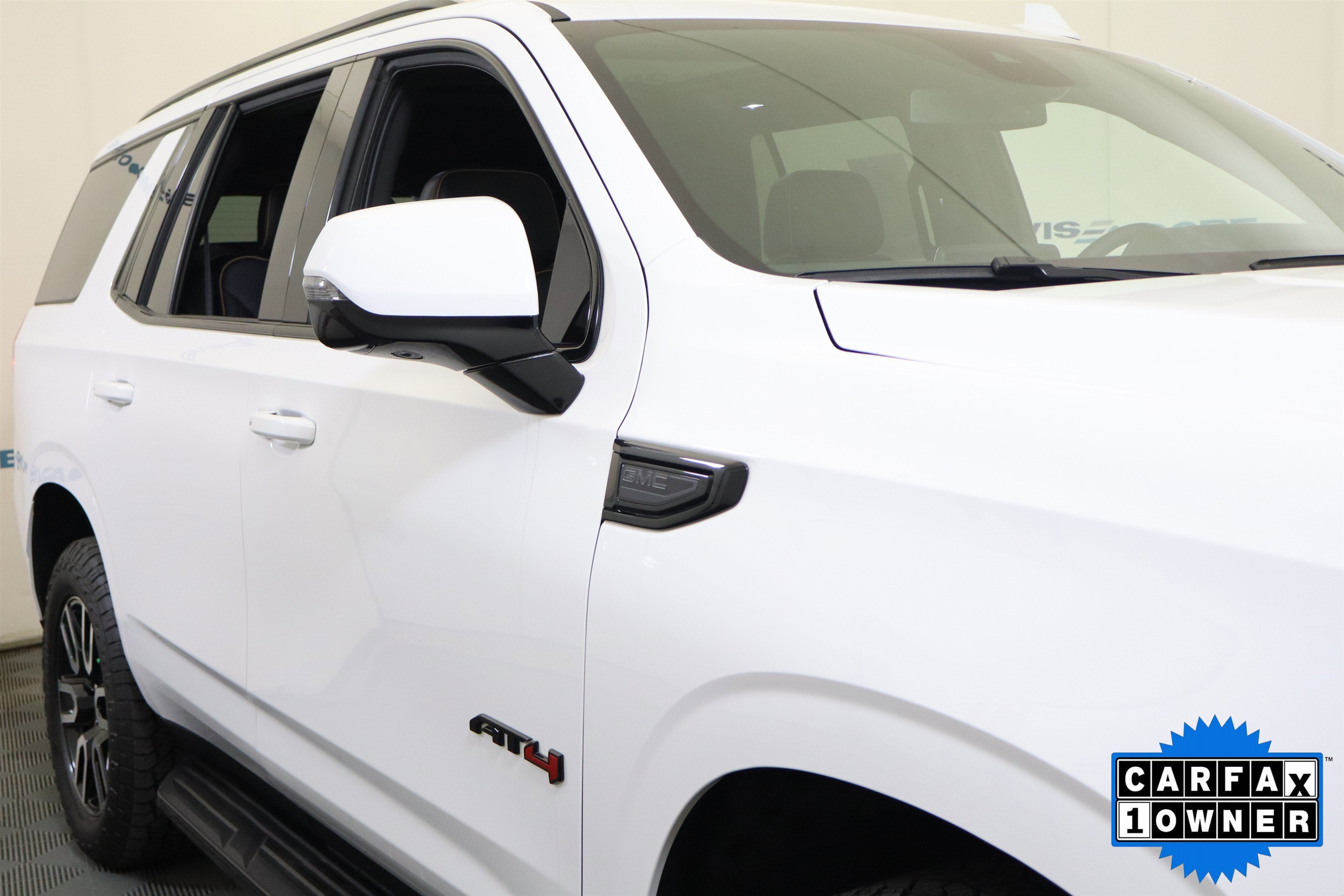 2024 GMC Yukon AT4 4WD