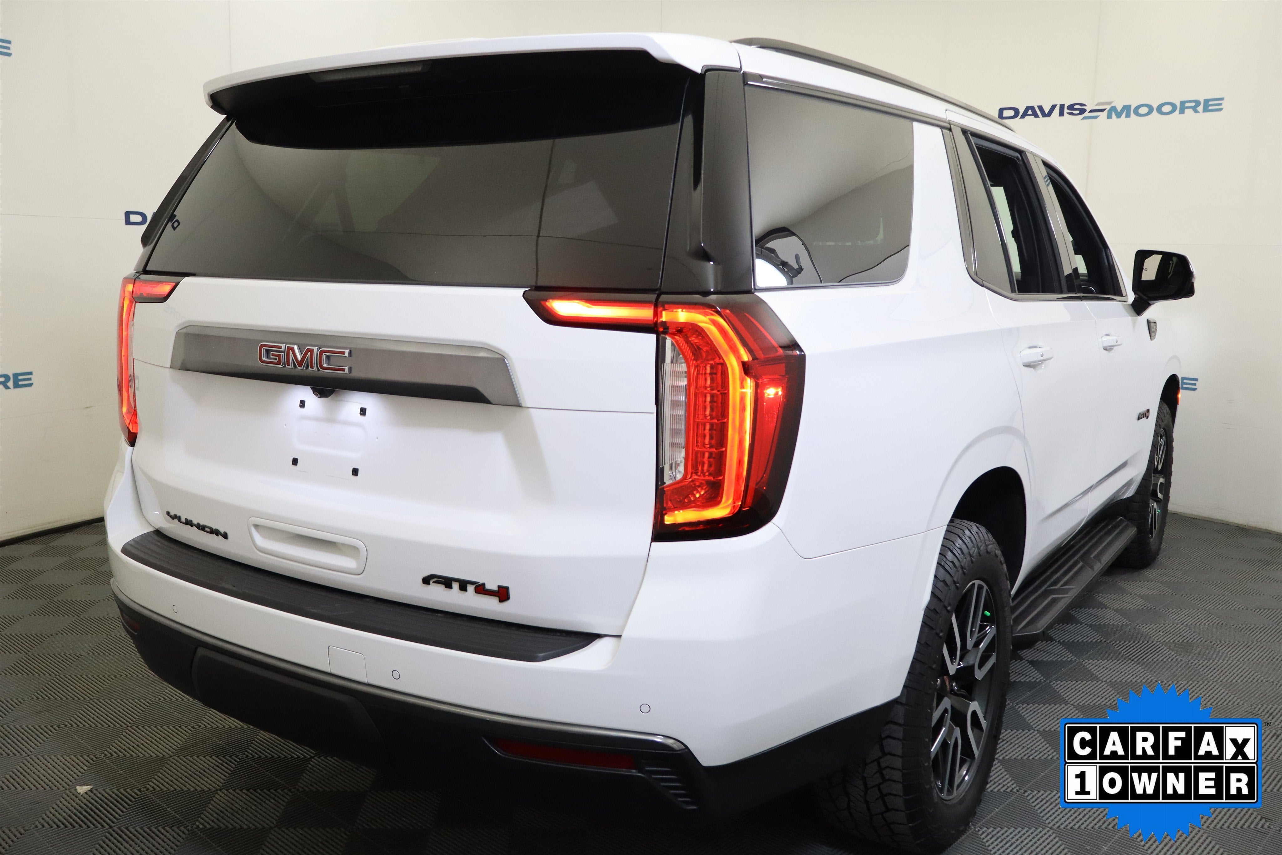 2024 GMC Yukon AT4 4WD