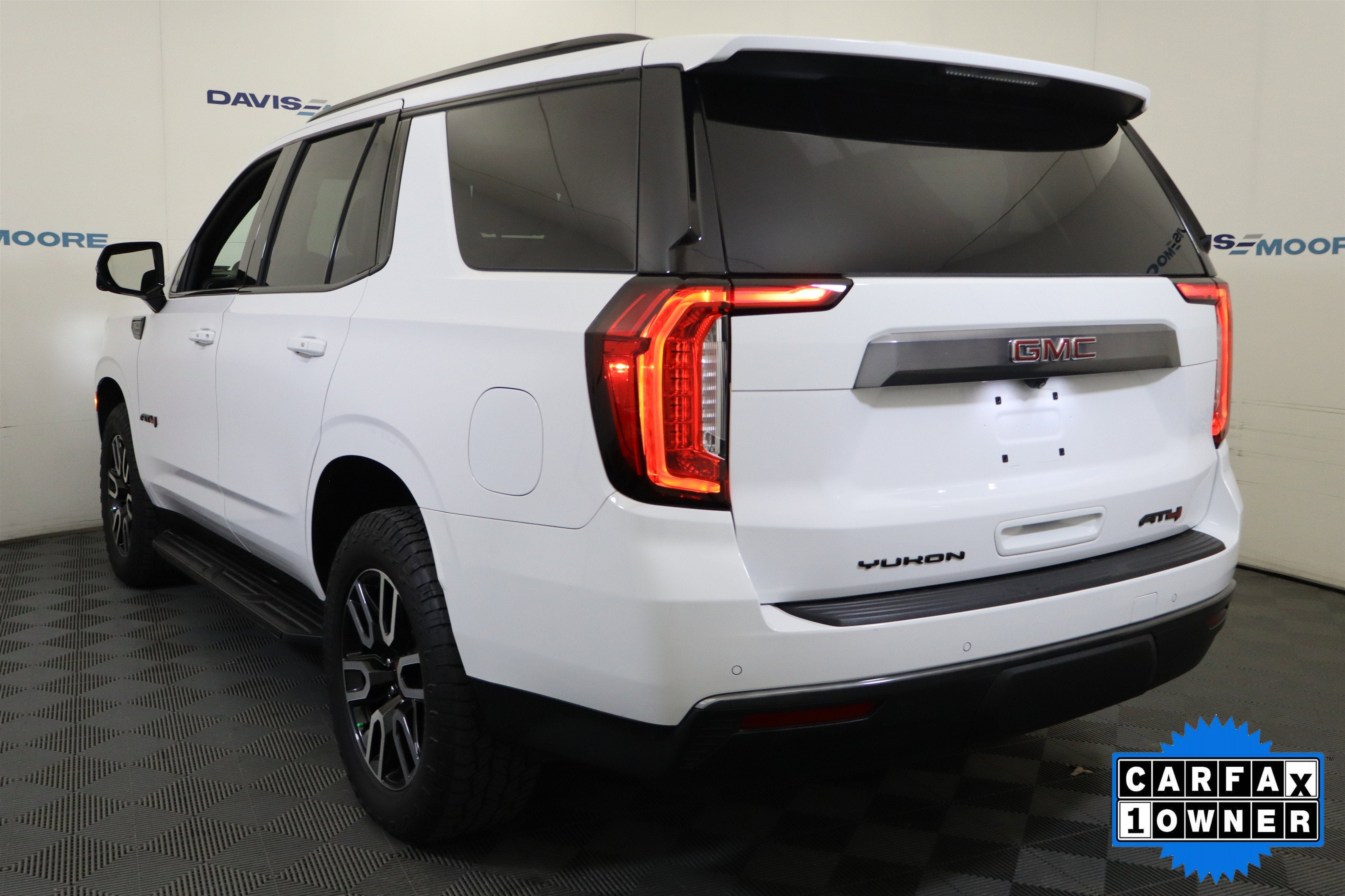 2024 GMC Yukon AT4 4WD