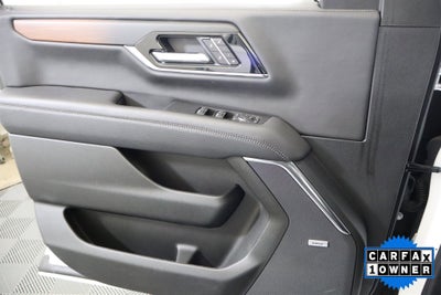 2025 GMC Yukon Denali 4WD