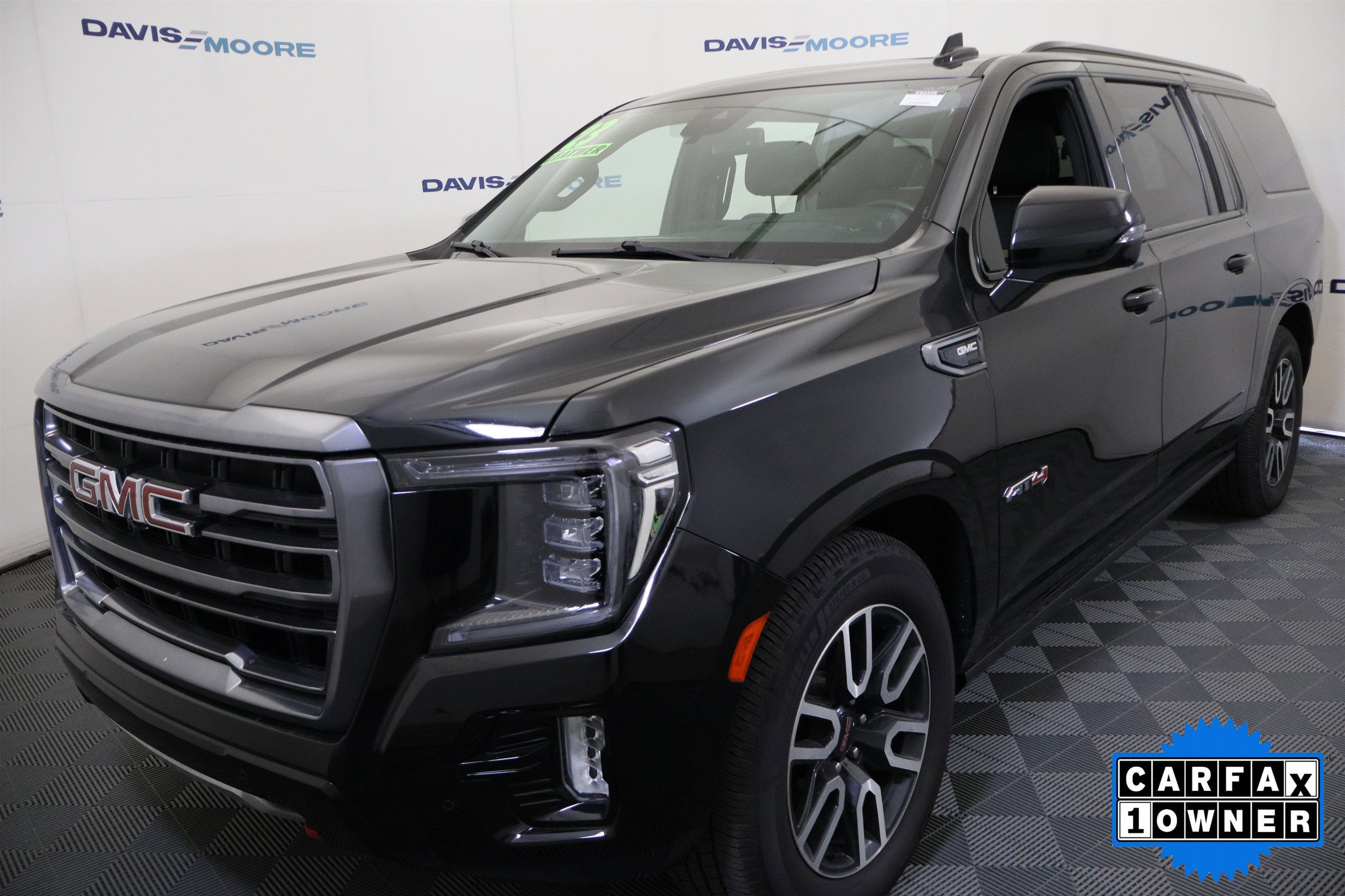 2023 GMC Yukon XL AT4 4WD