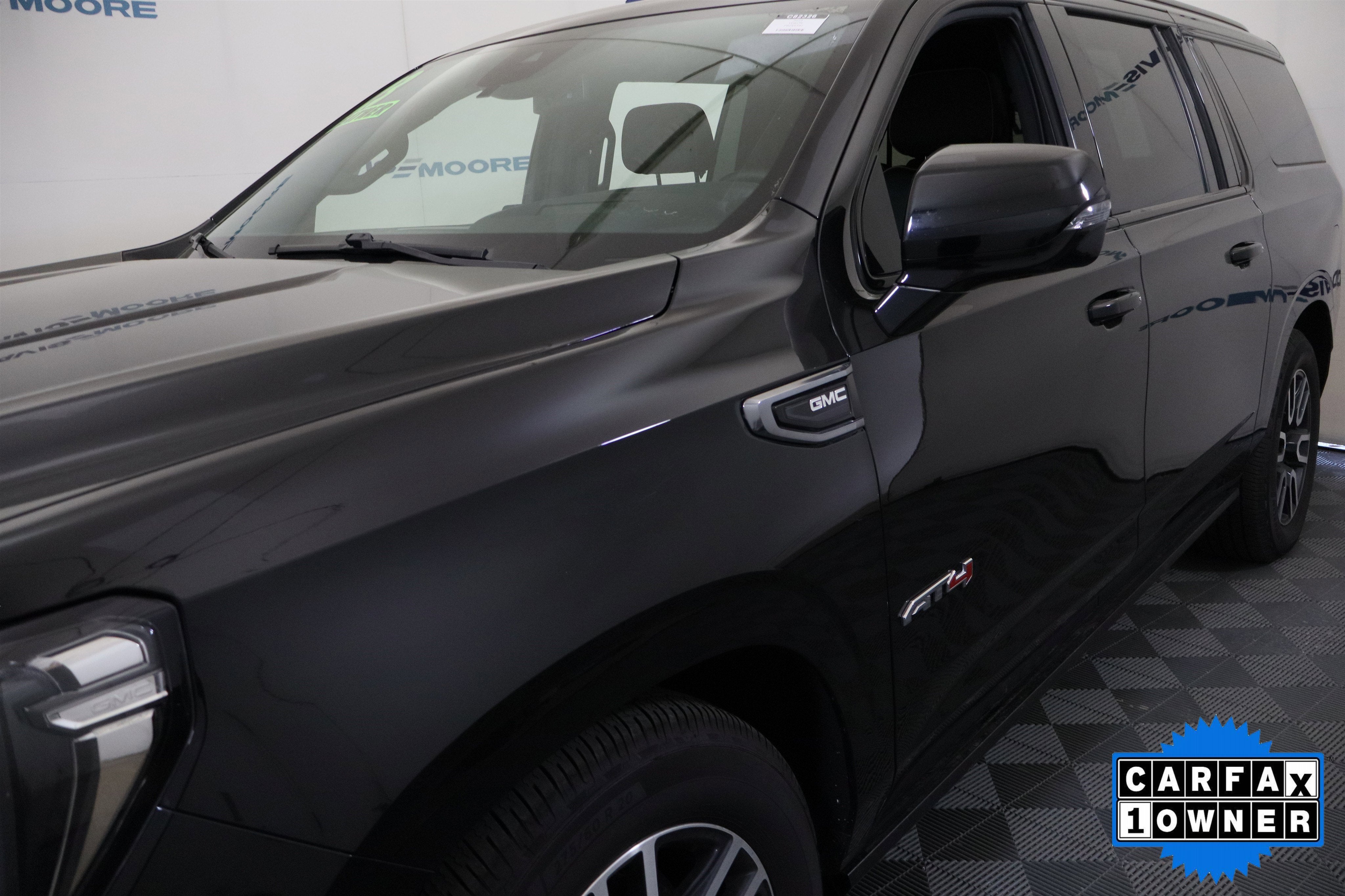 2023 GMC Yukon XL AT4 4WD