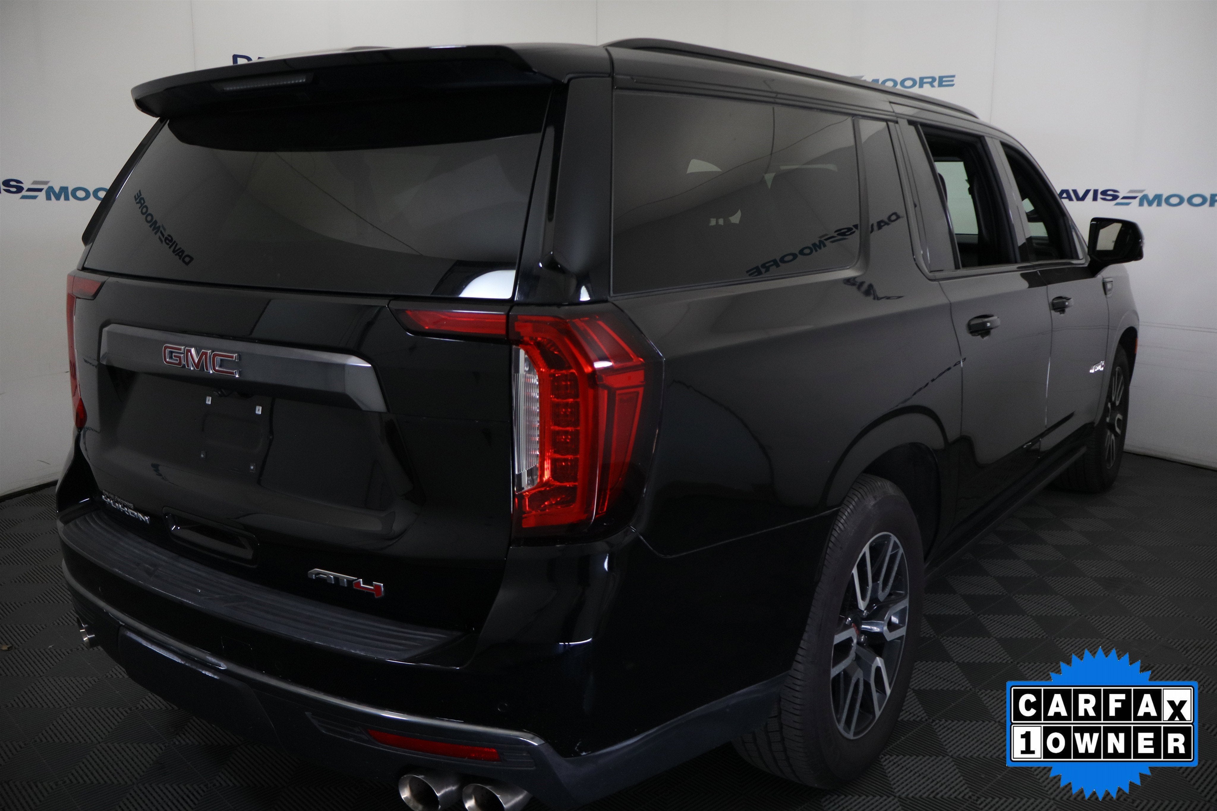 2023 GMC Yukon XL AT4 4WD