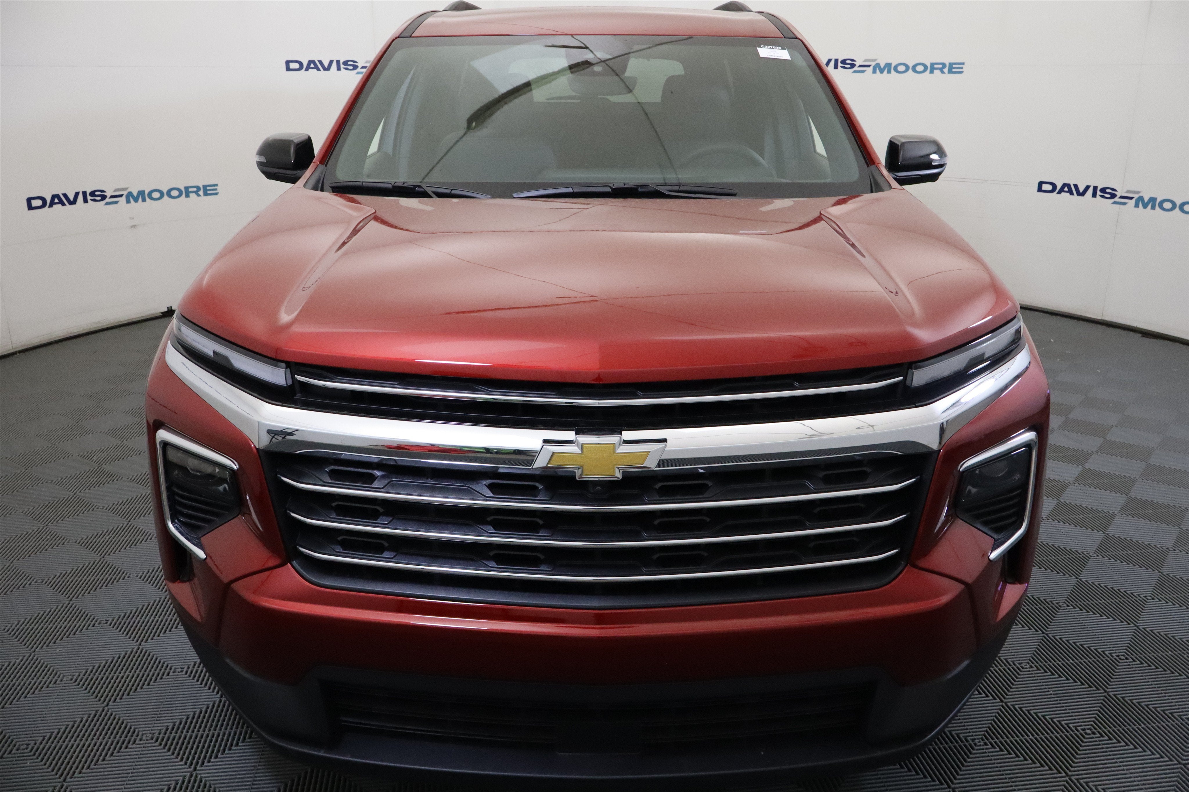 2027 Chevrolet Traverse FWD LT