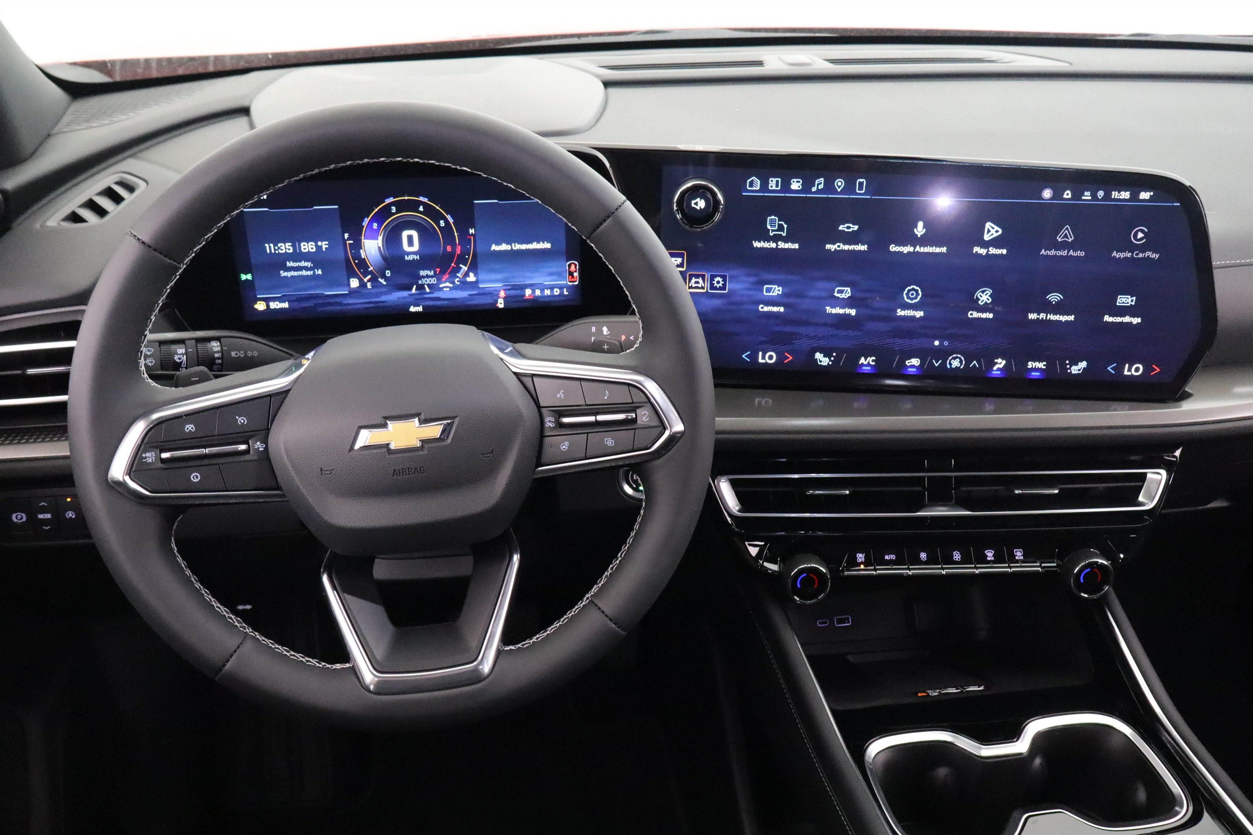 2027 Chevrolet Traverse FWD LT