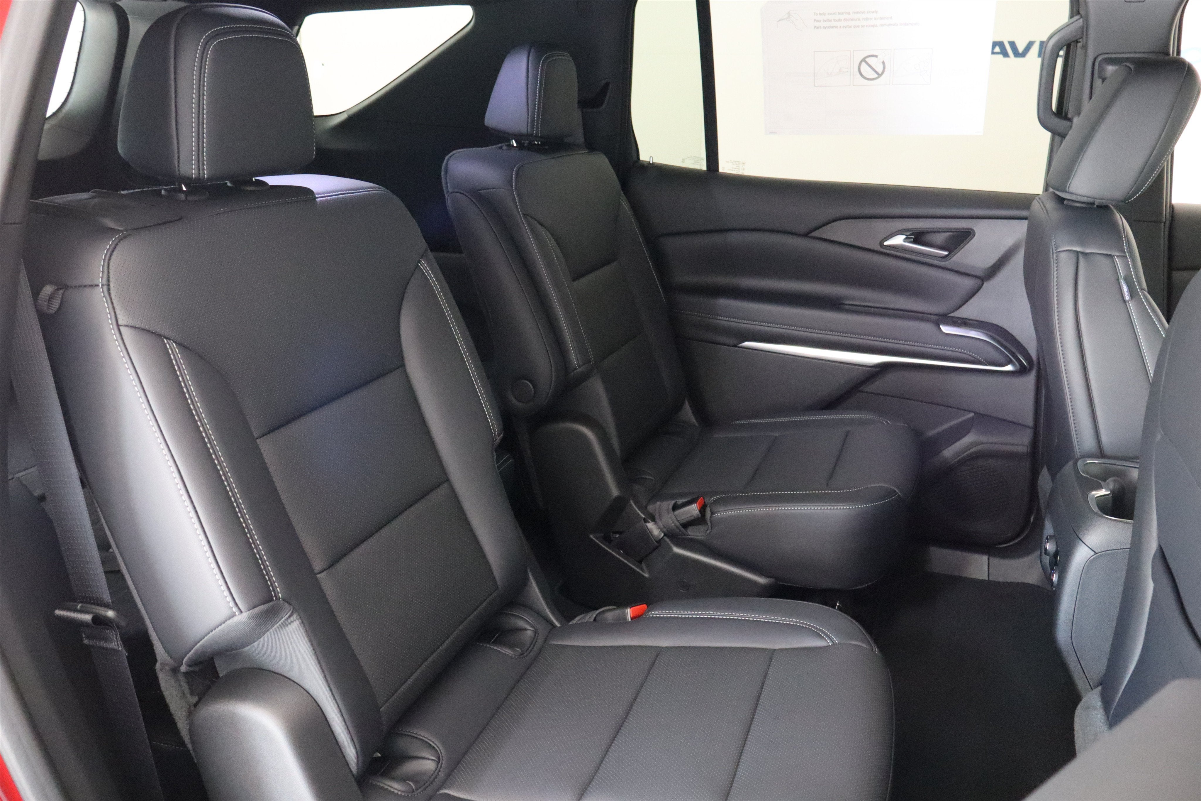 2027 Chevrolet Traverse FWD LT
