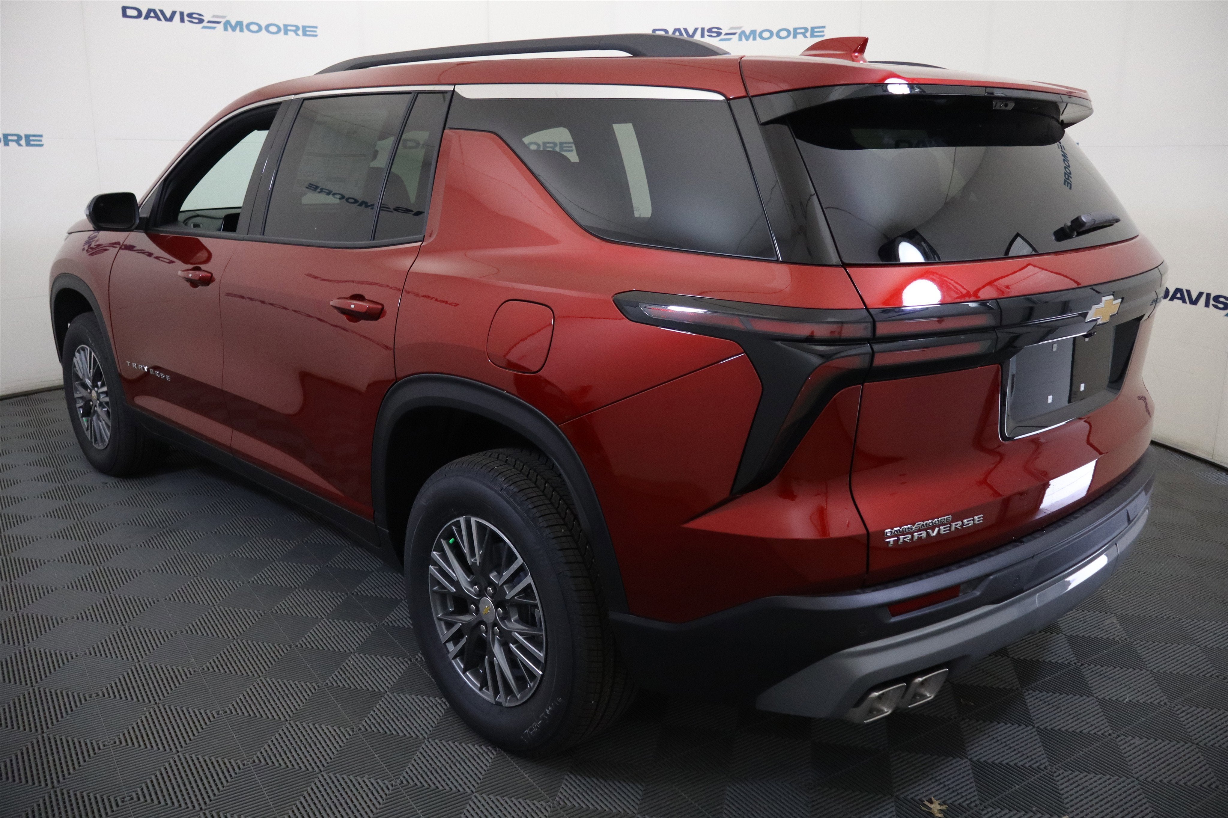 2026 Chevrolet Traverse FWD LT