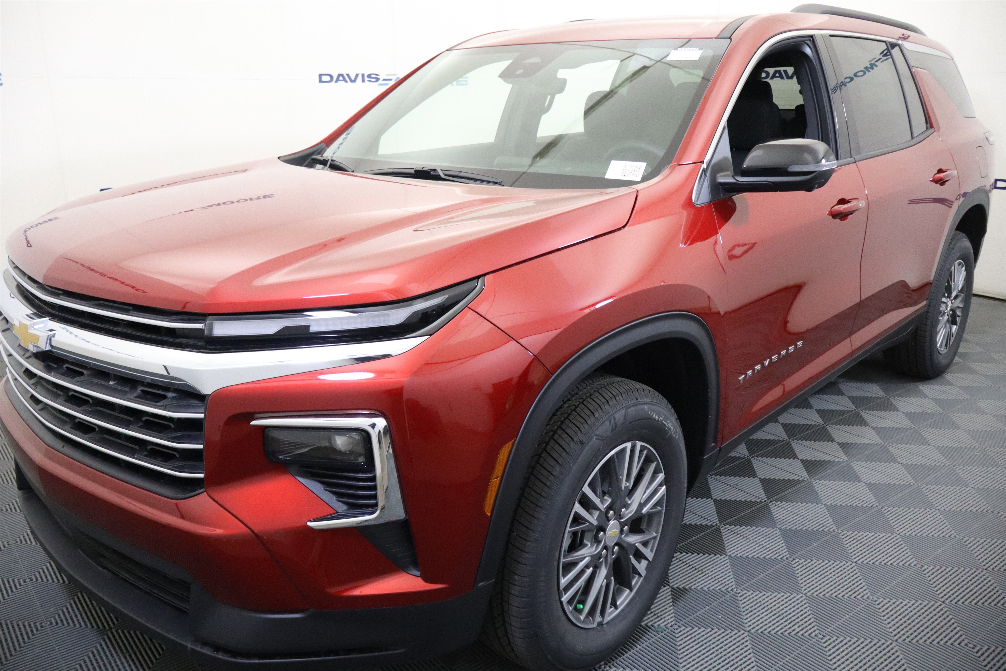 2026 Chevrolet Traverse FWD LT