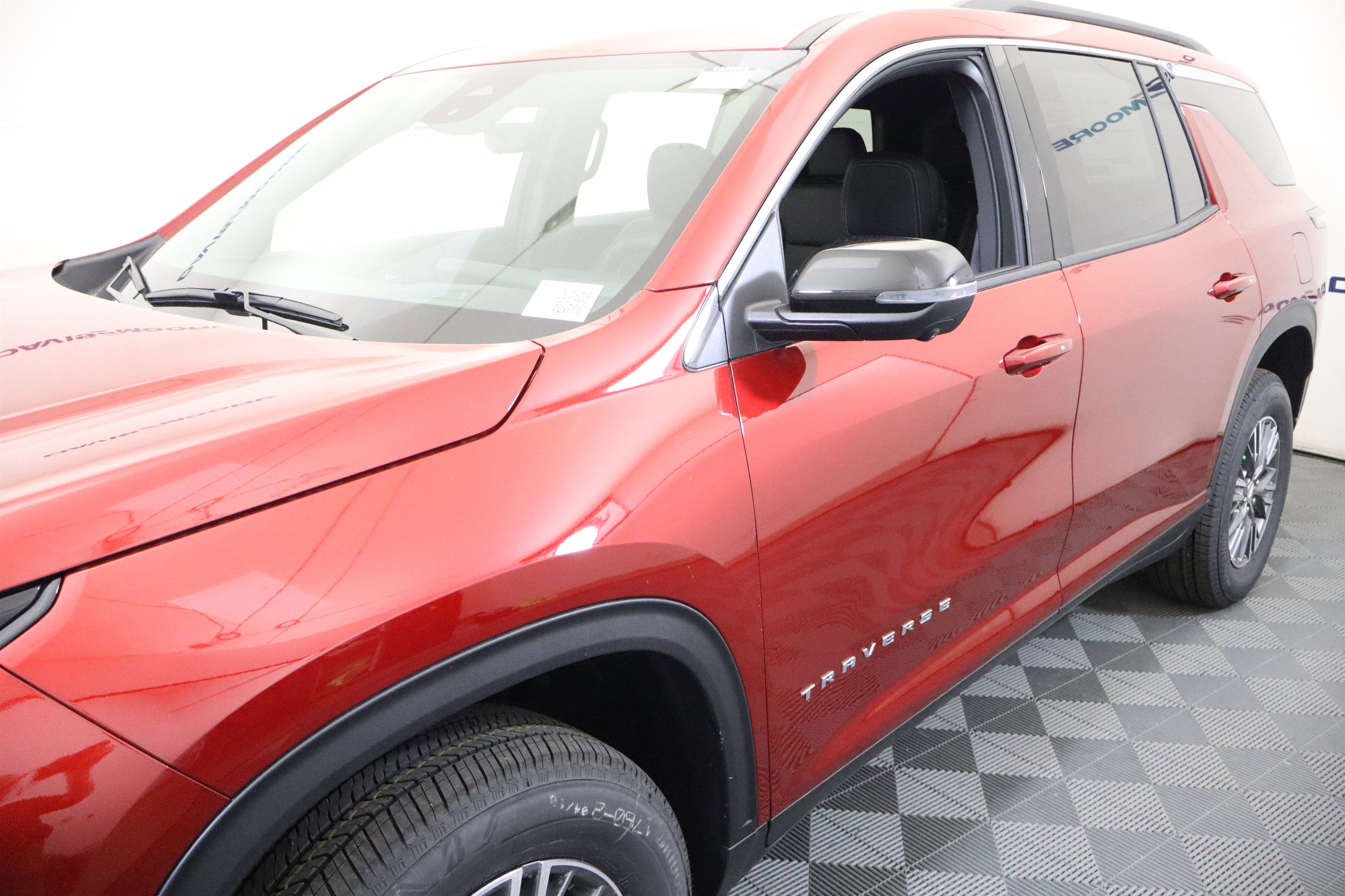 2026 Chevrolet Traverse FWD LT