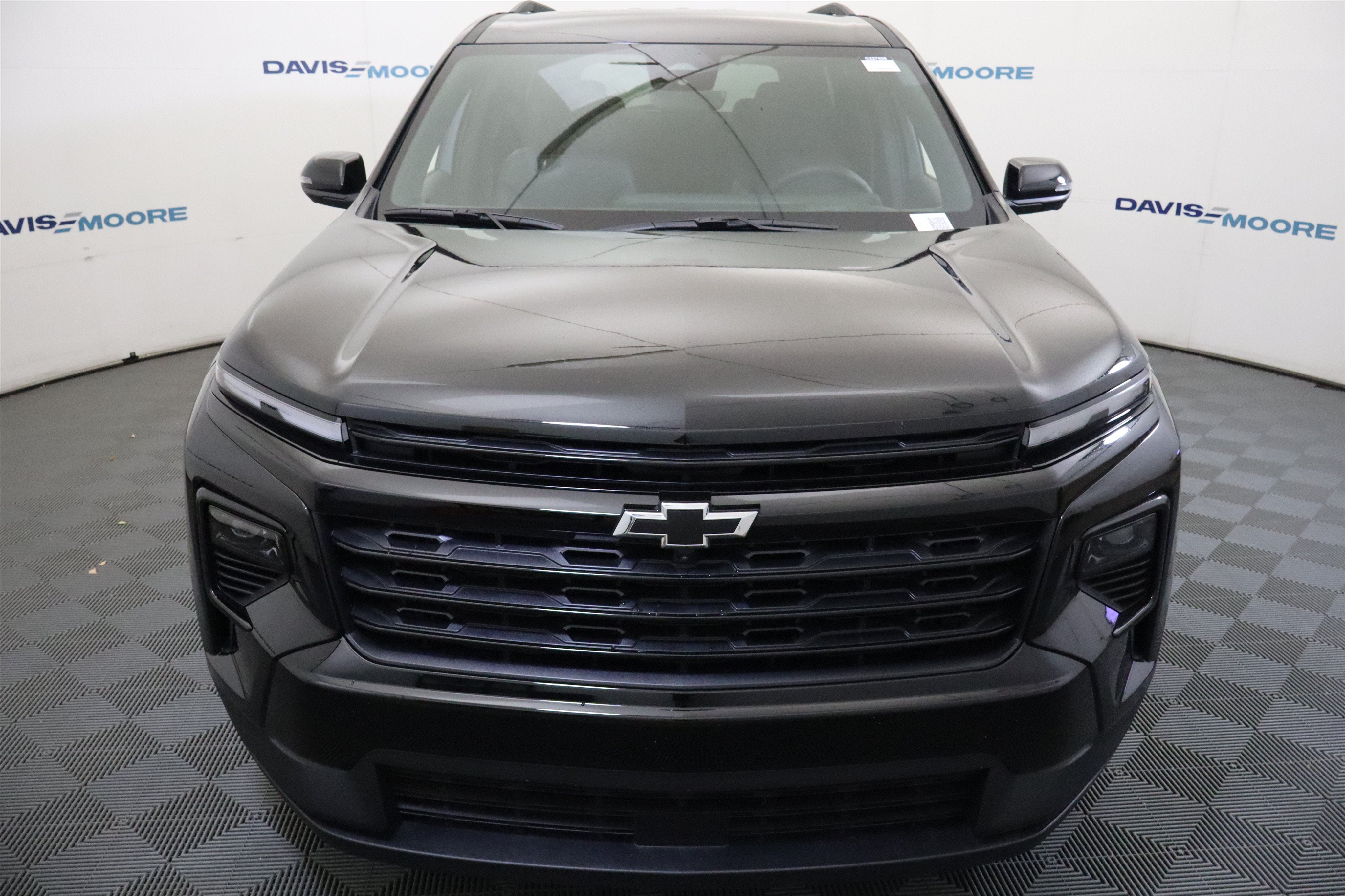 2027 Chevrolet Traverse FWD LT