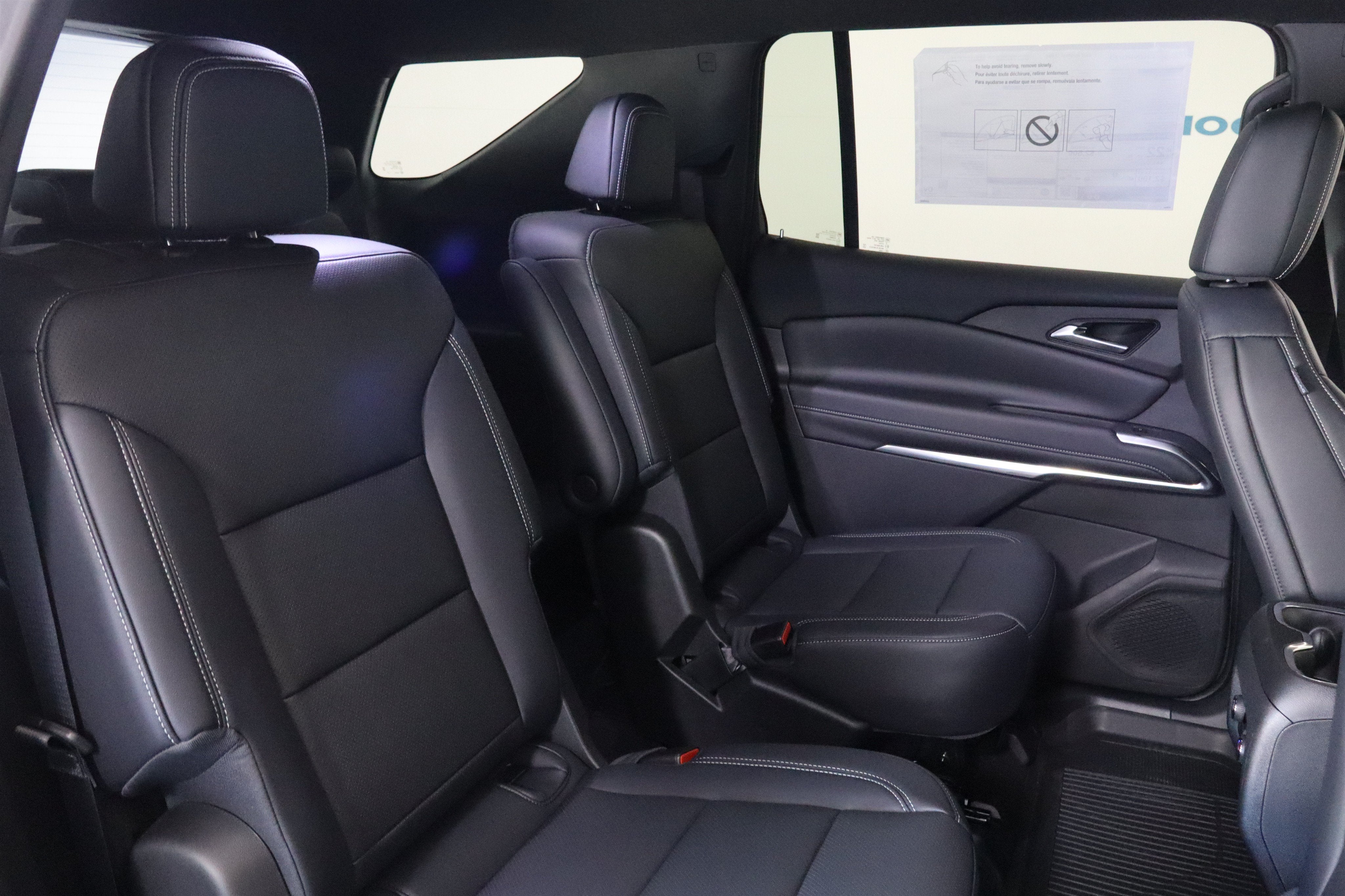 2027 Chevrolet Traverse FWD LT