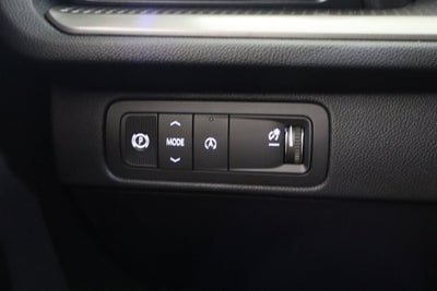 2027 Chevrolet Traverse FWD LT