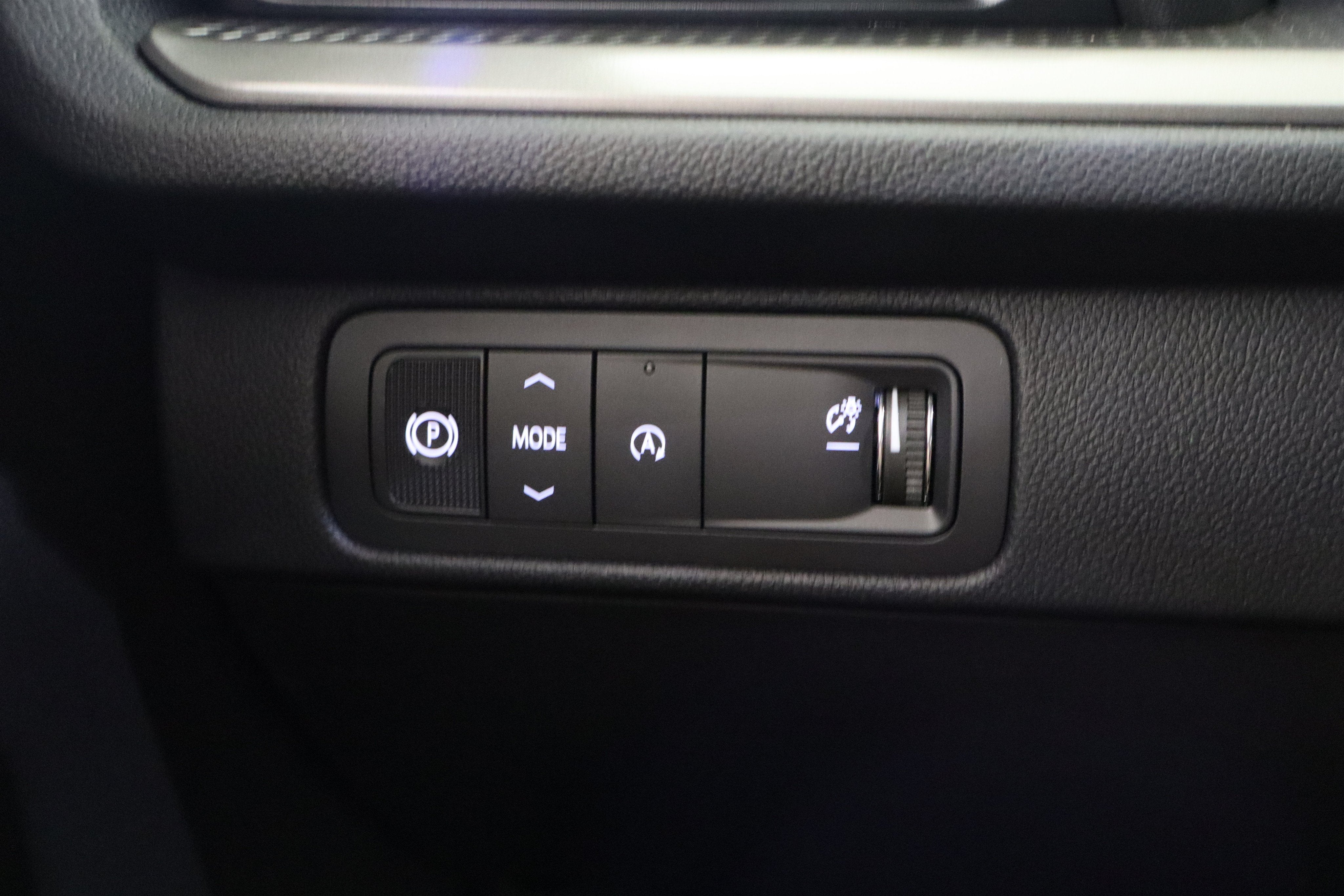 2027 Chevrolet Traverse FWD LT