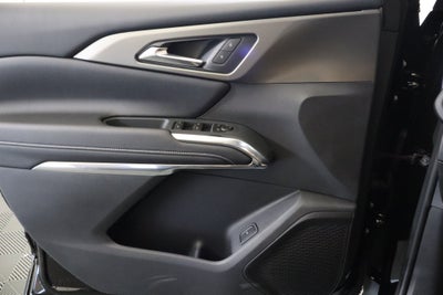 2027 Chevrolet Traverse FWD LT