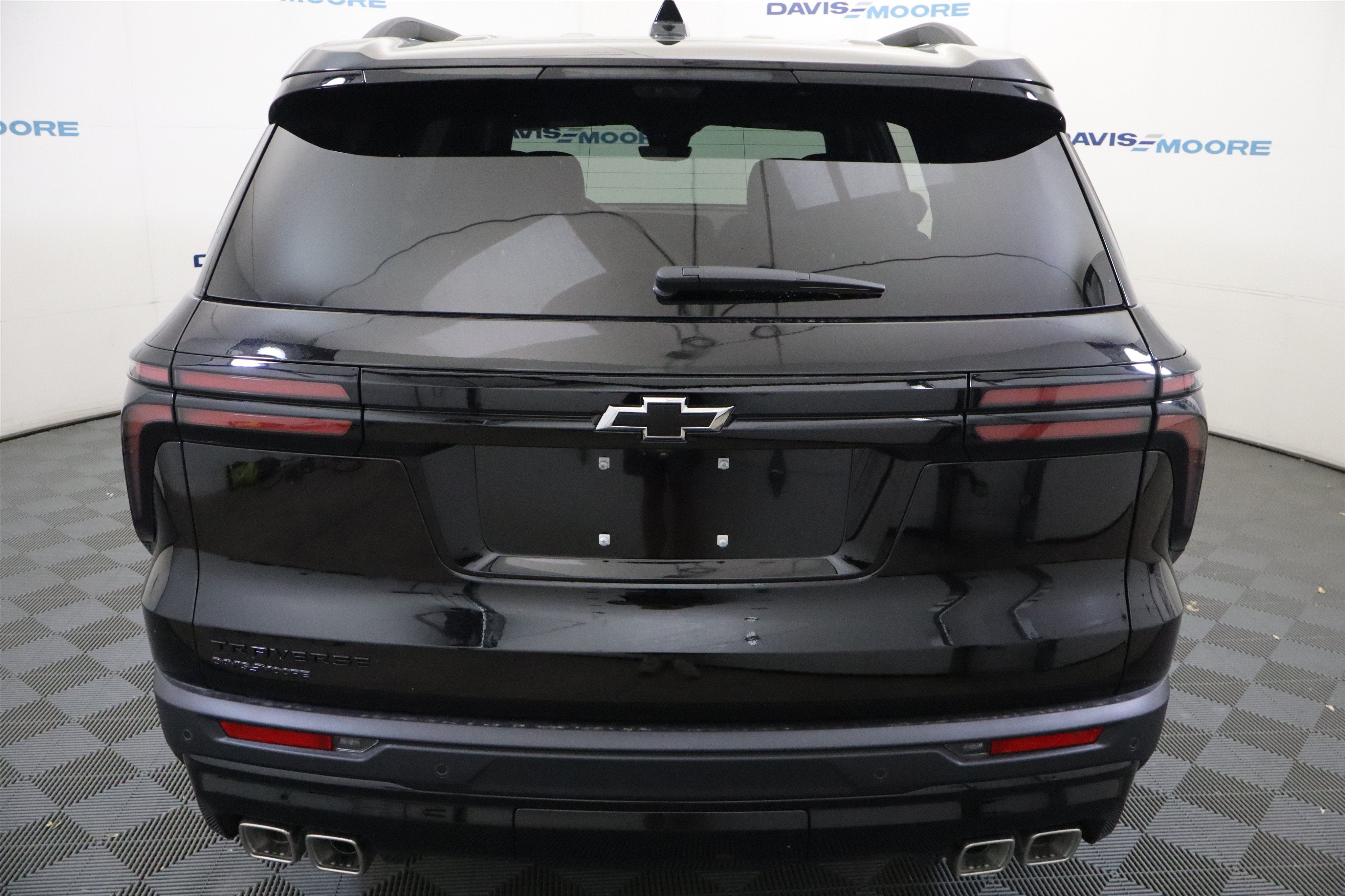 2027 Chevrolet Traverse FWD LT