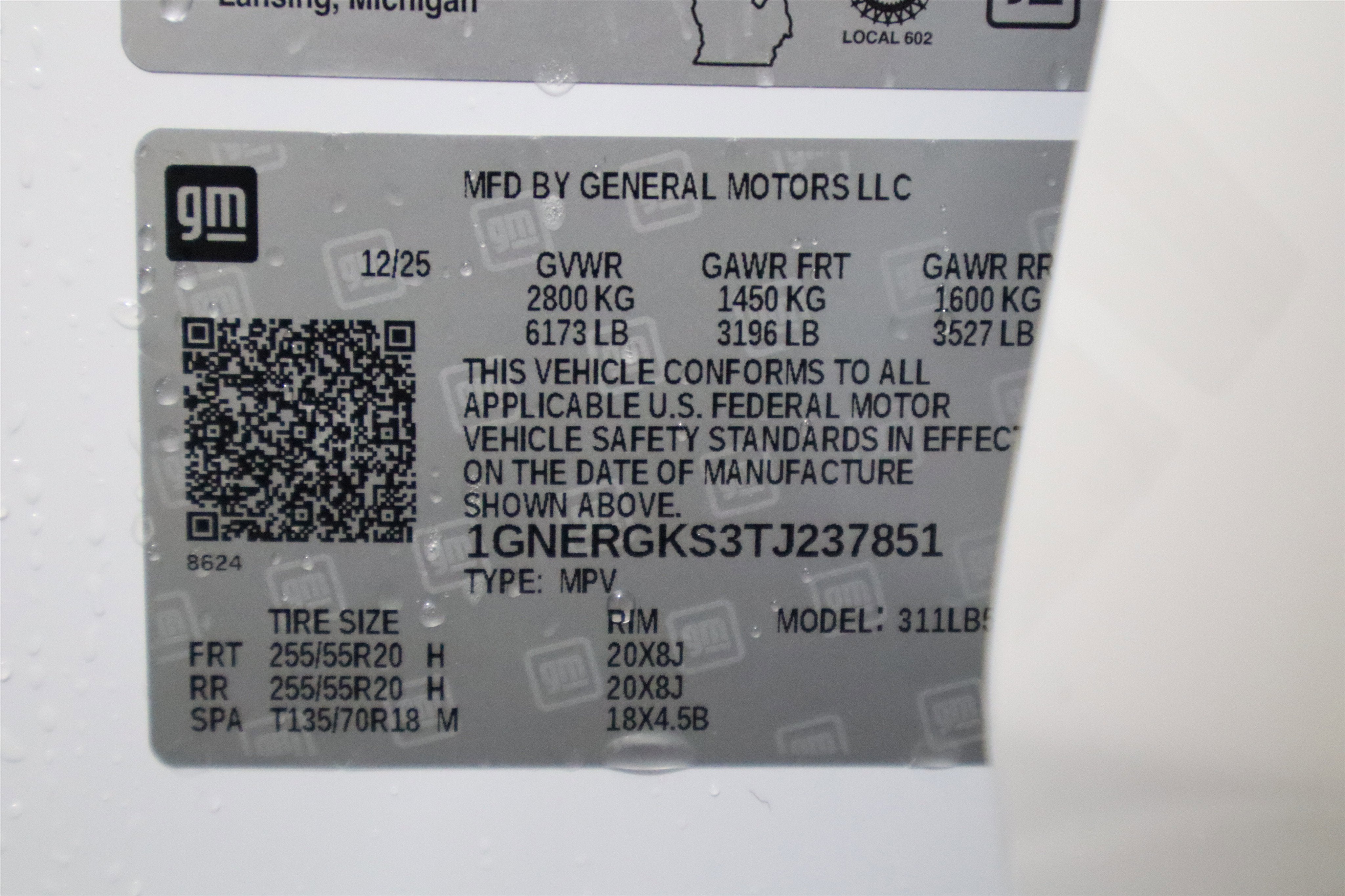 2026 Chevrolet Traverse FWD LT