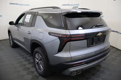 2026 Chevrolet Traverse FWD LT