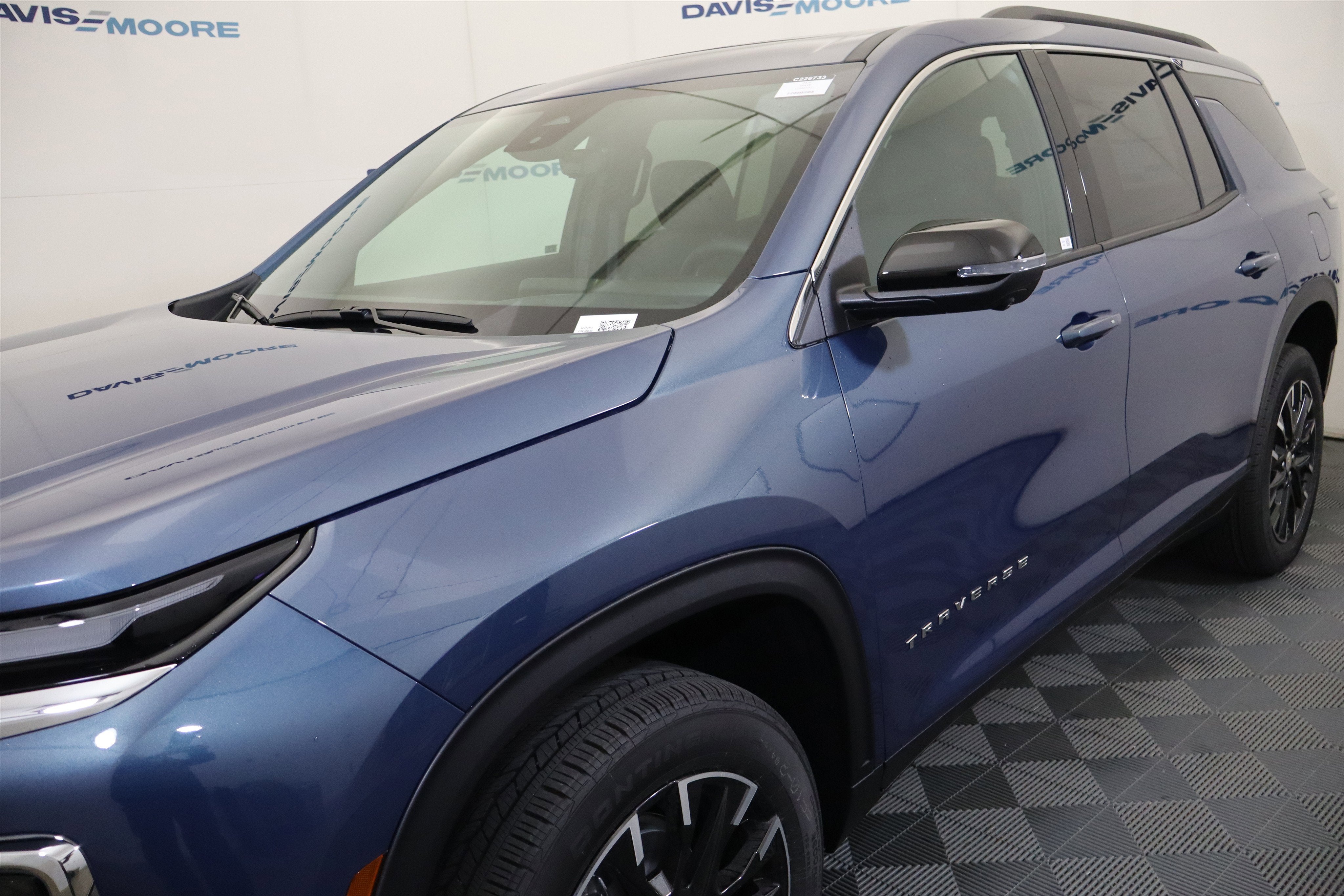 2026 Chevrolet Traverse FWD LT