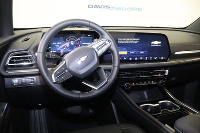 2026 Chevrolet Traverse FWD LT
