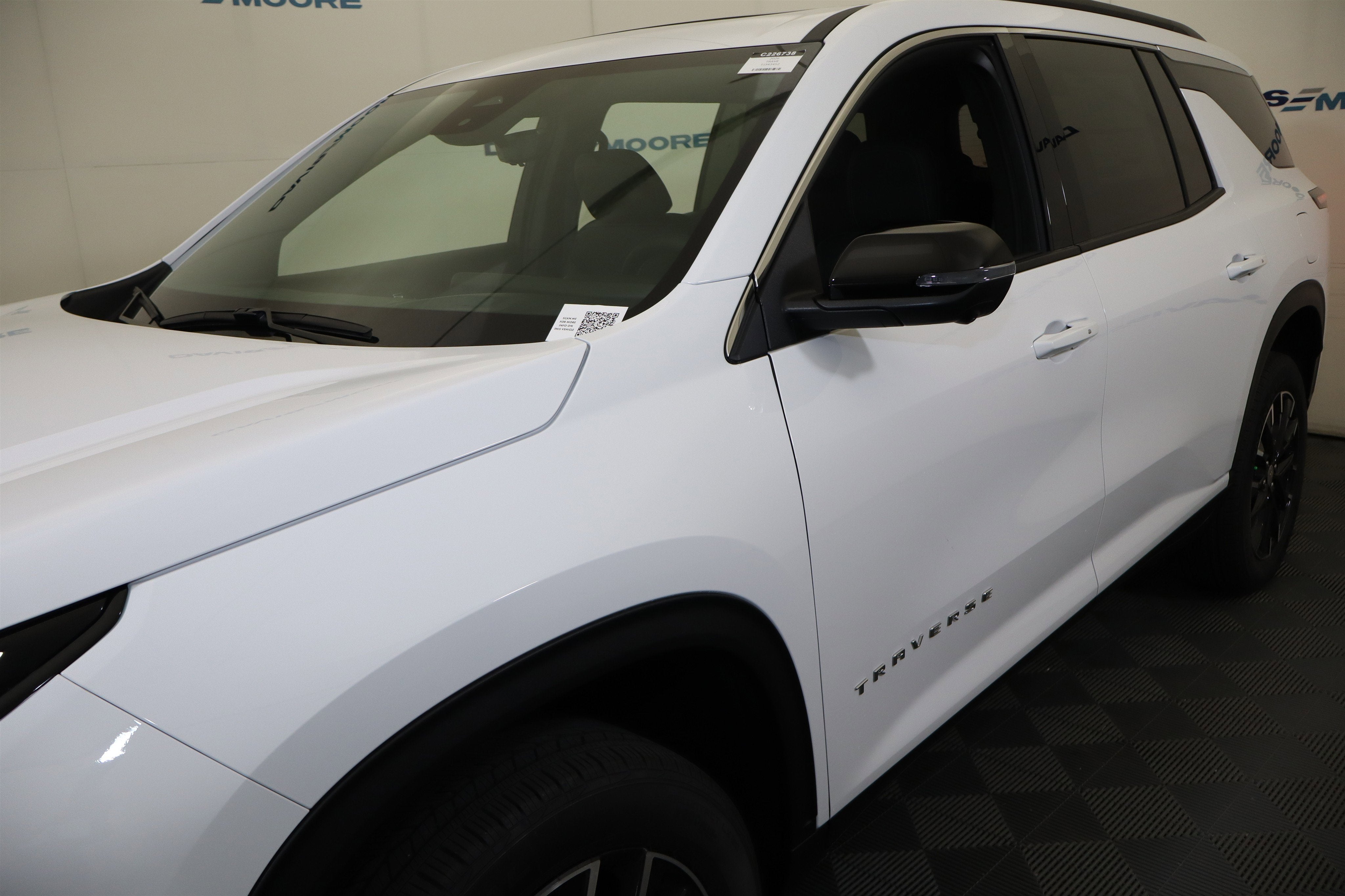 2026 Chevrolet Traverse FWD LT
