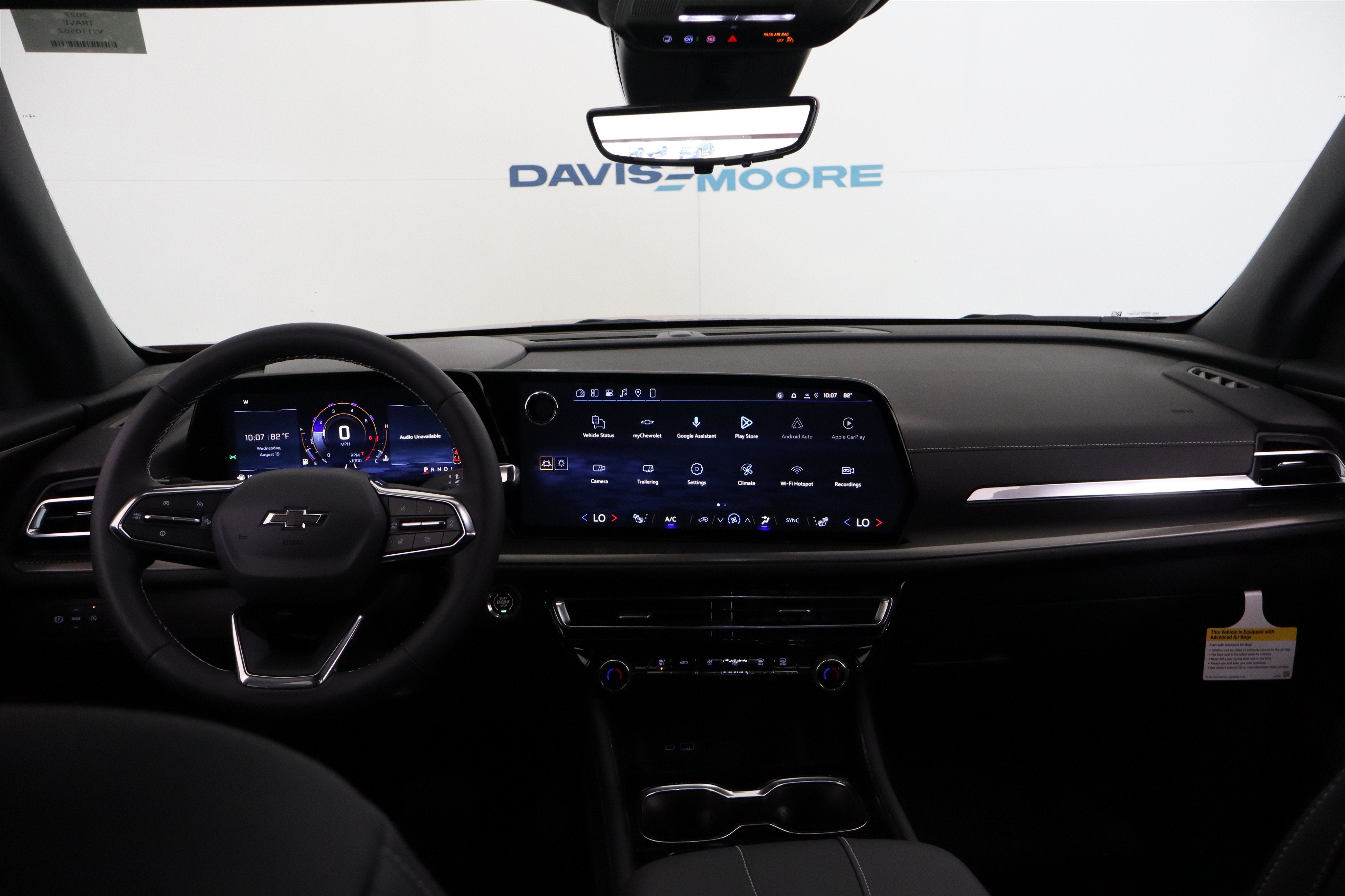 2027 Chevrolet Traverse FWD LT