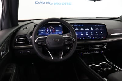 2027 Chevrolet Traverse FWD LT