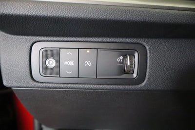 2027 Chevrolet Traverse FWD LT