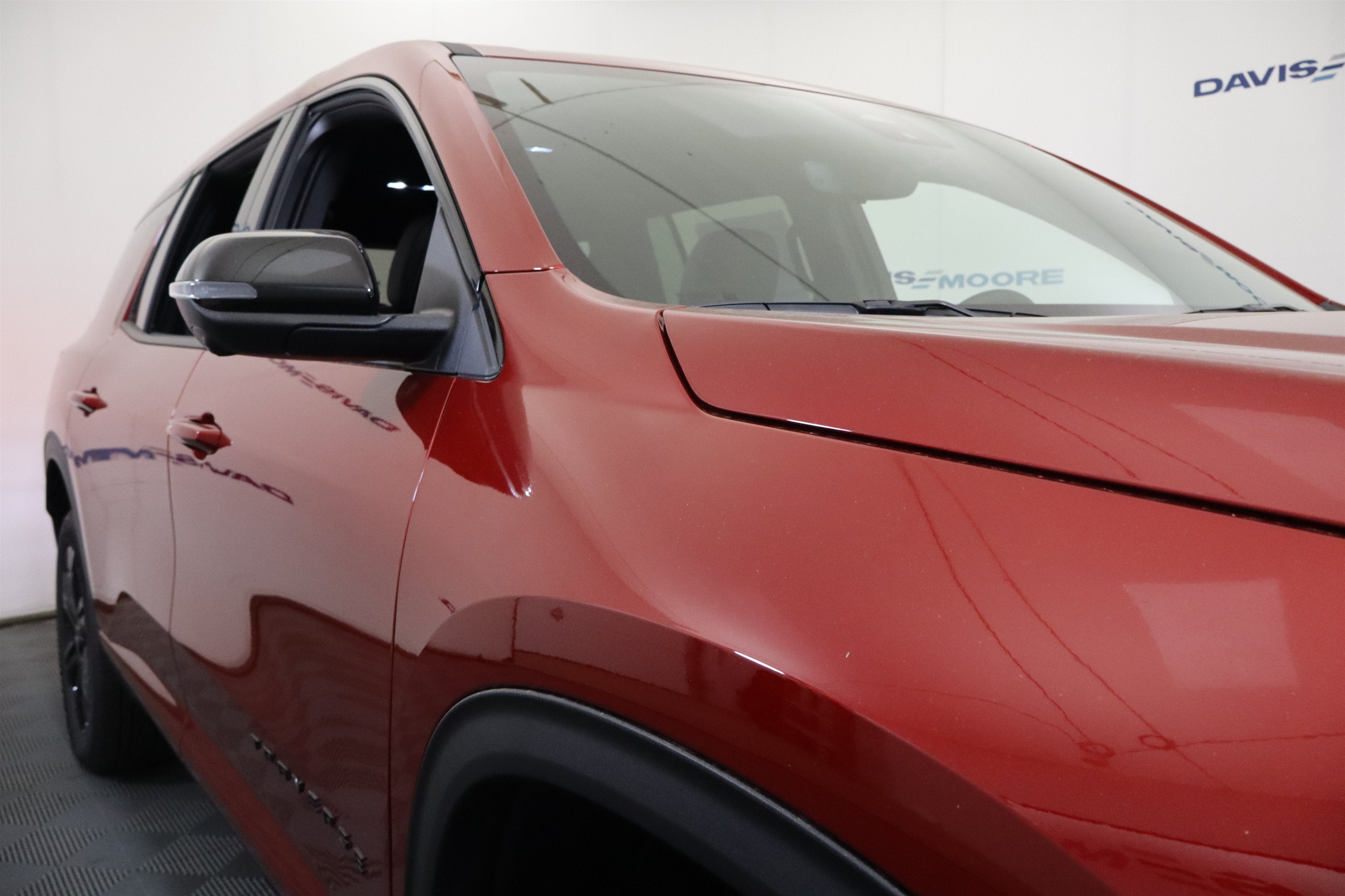 2027 Chevrolet Traverse FWD LT