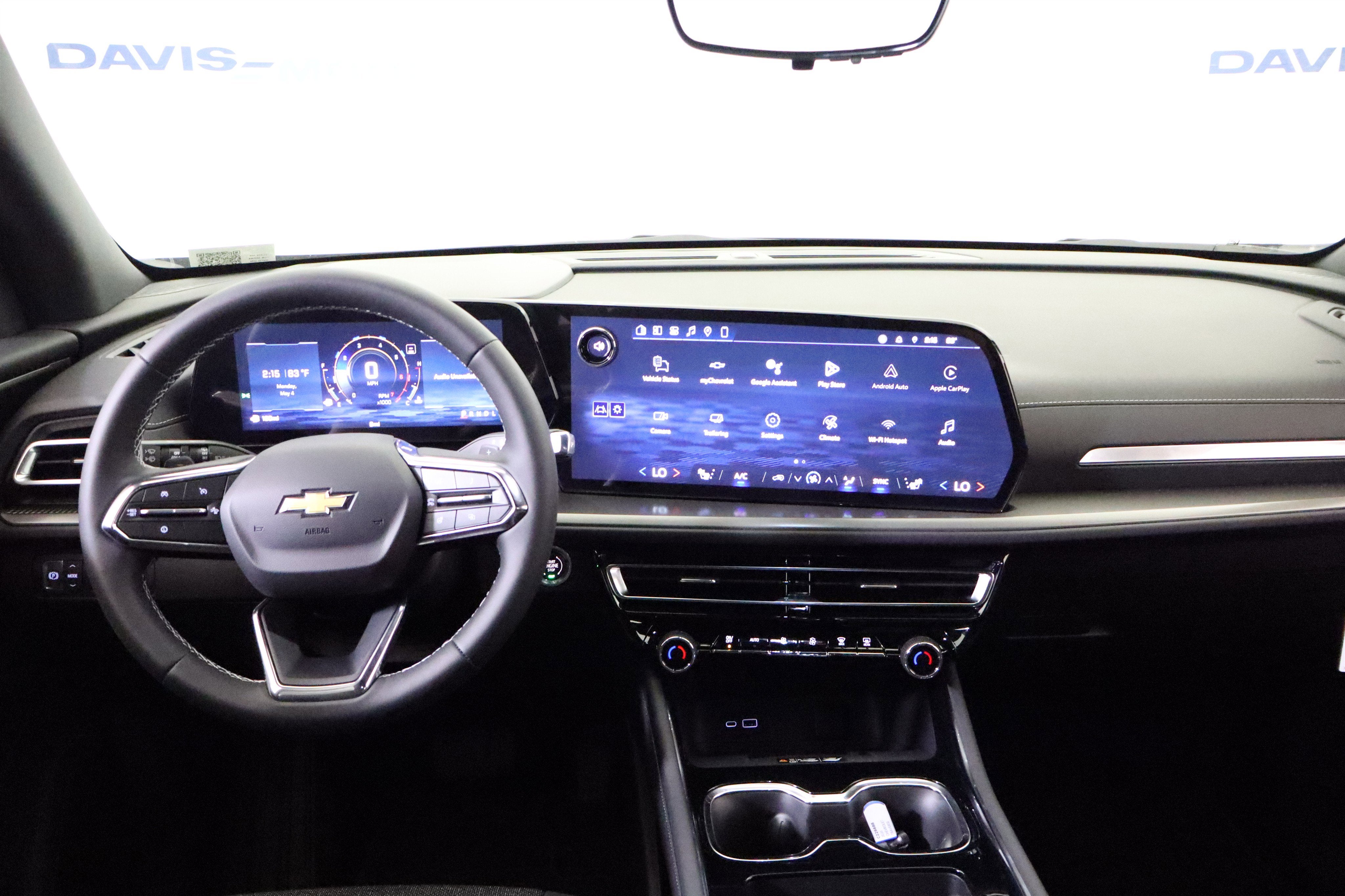 2026 Chevrolet Traverse FWD LT