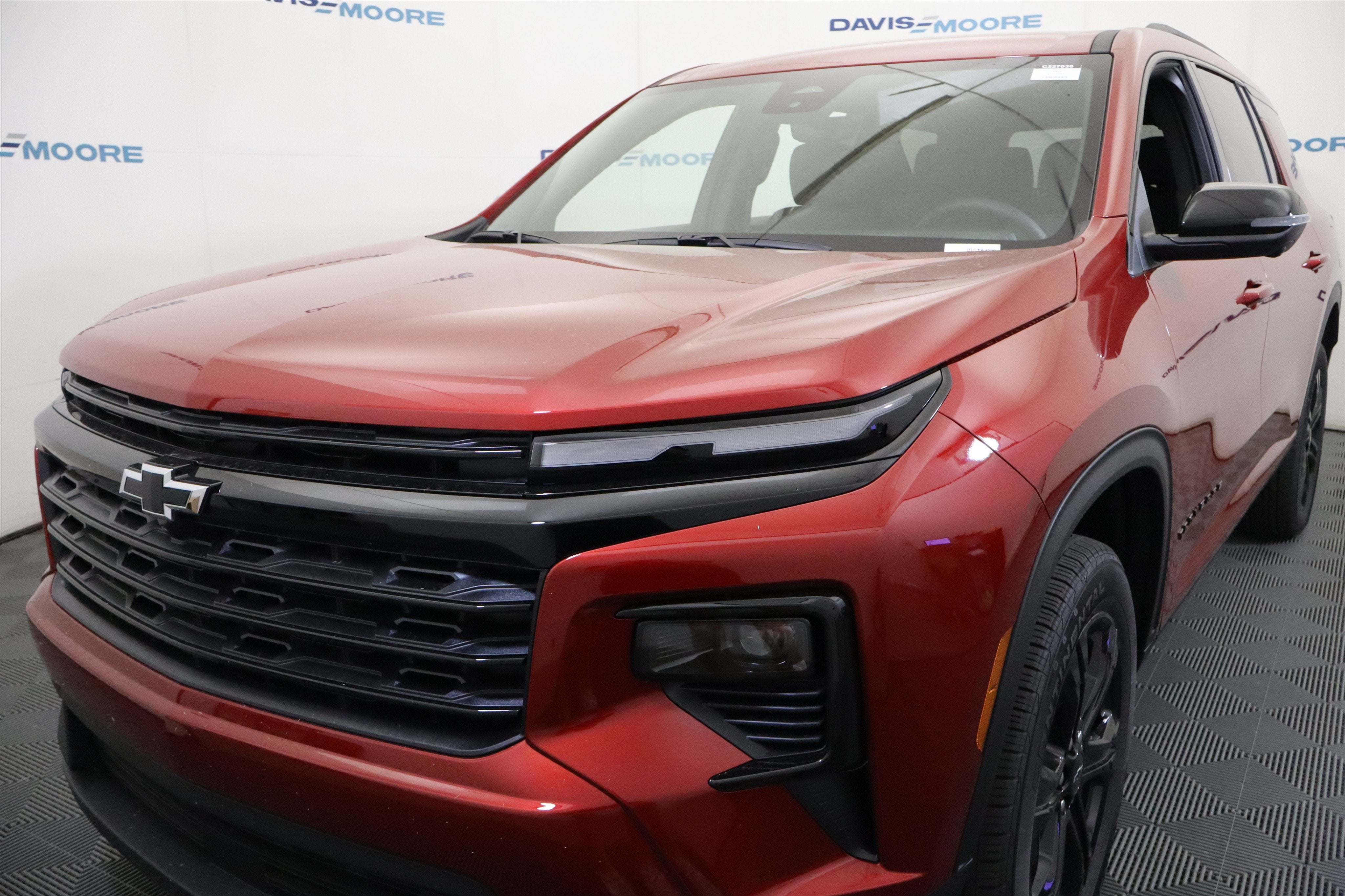 2027 Chevrolet Traverse FWD LT