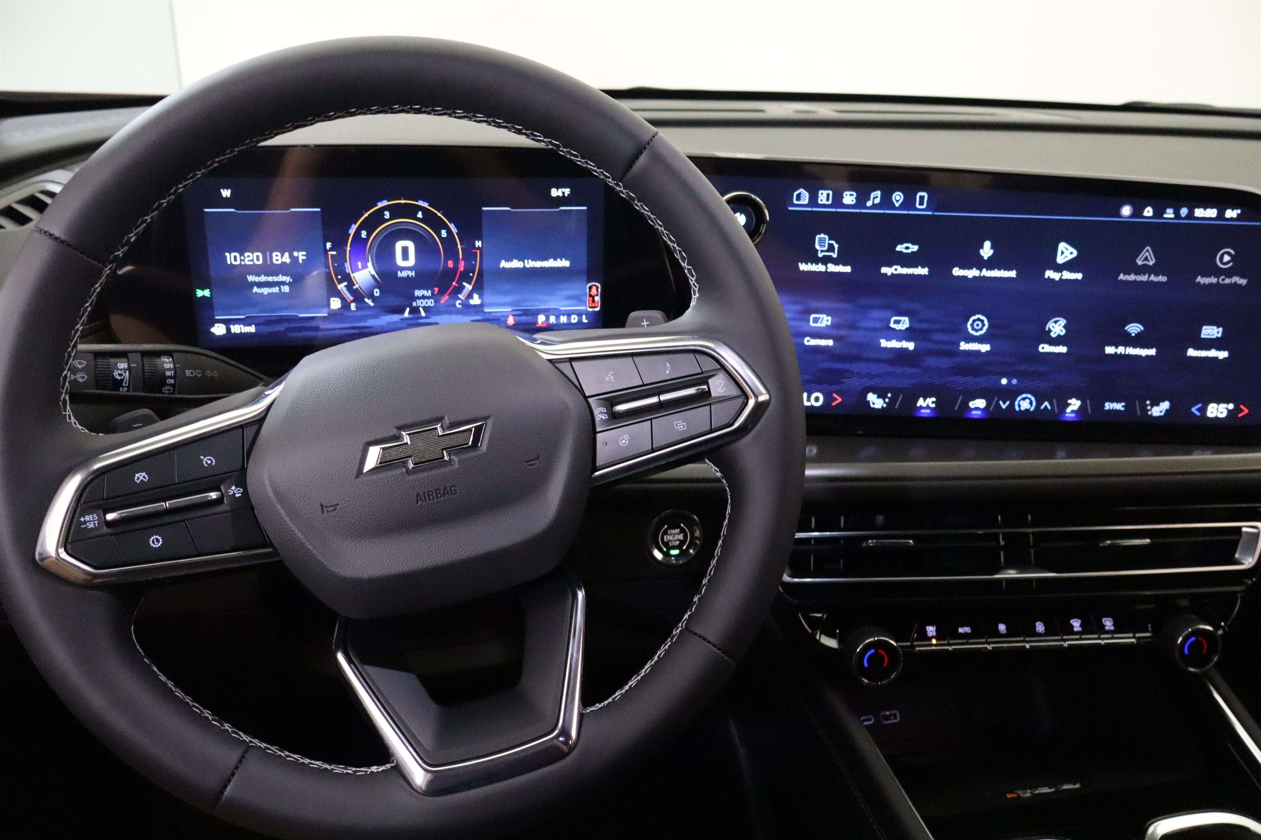 2027 Chevrolet Traverse FWD LT