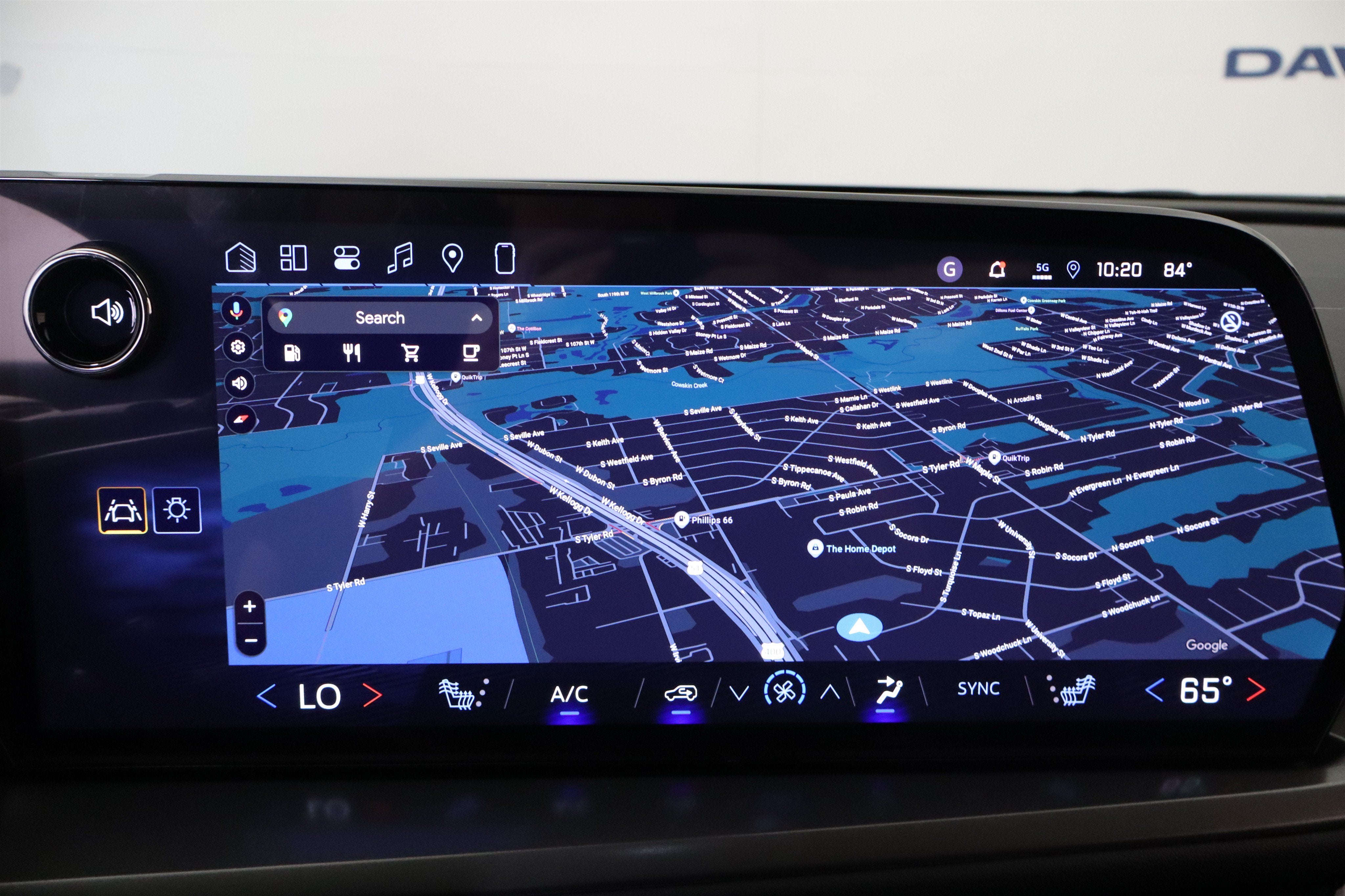2027 Chevrolet Traverse FWD LT