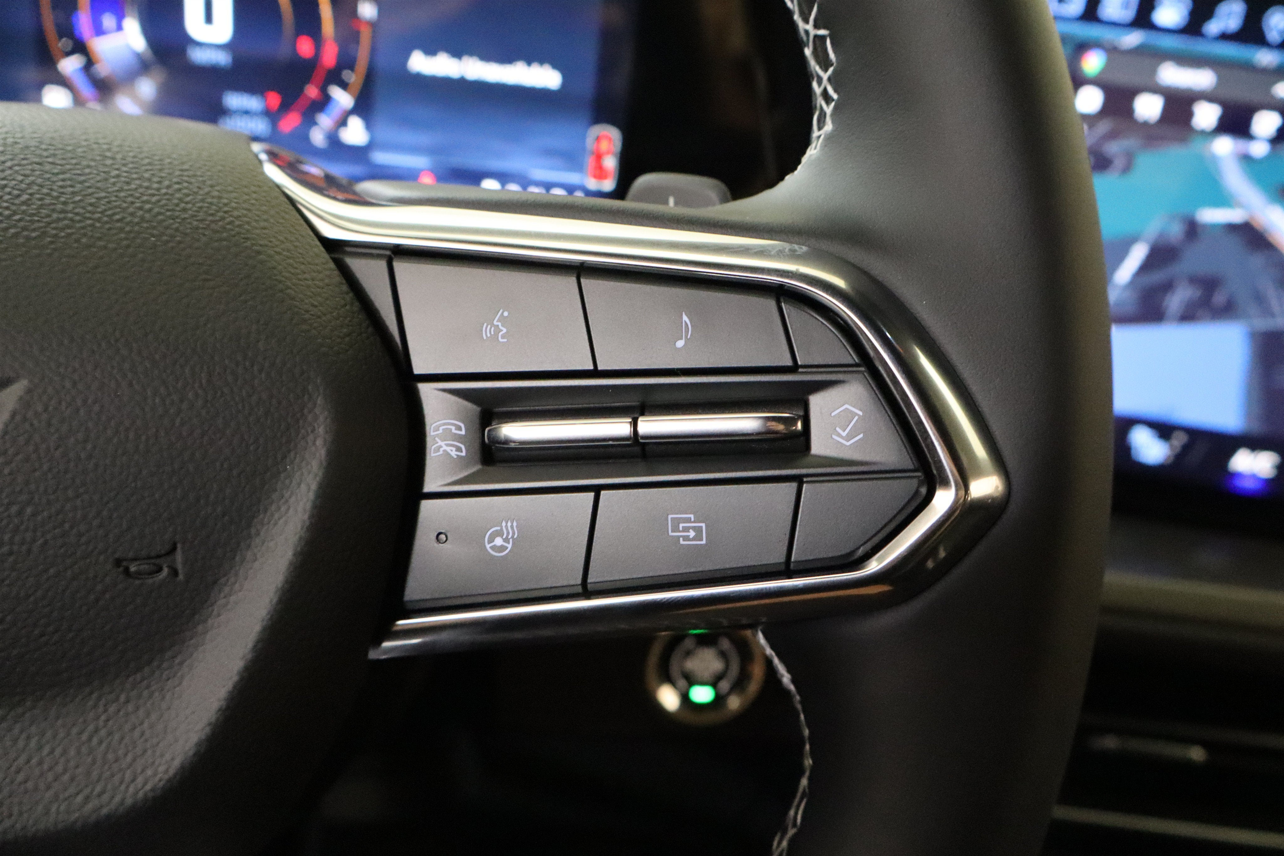 2027 Chevrolet Traverse FWD LT