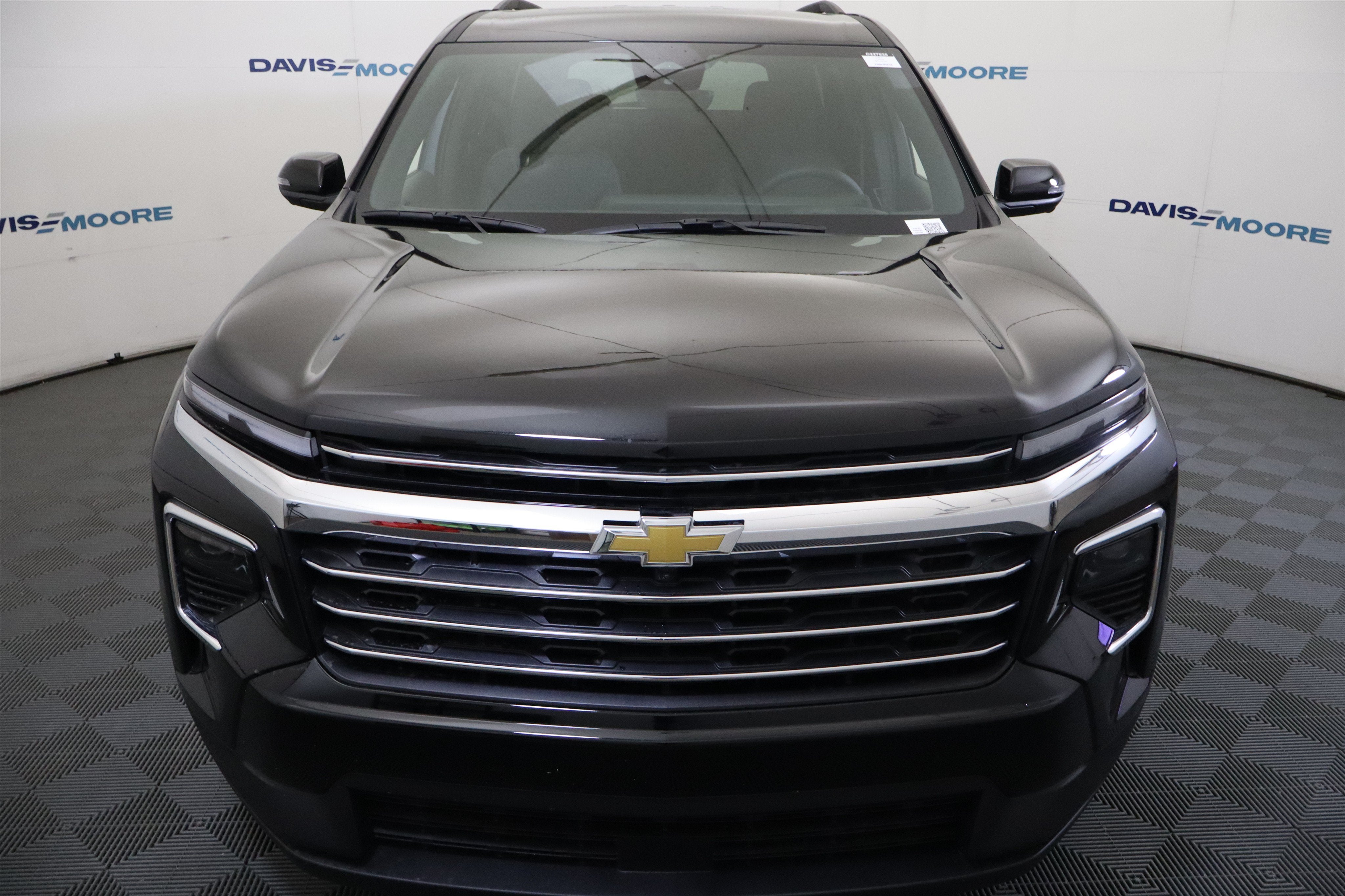 2027 Chevrolet Traverse FWD LT