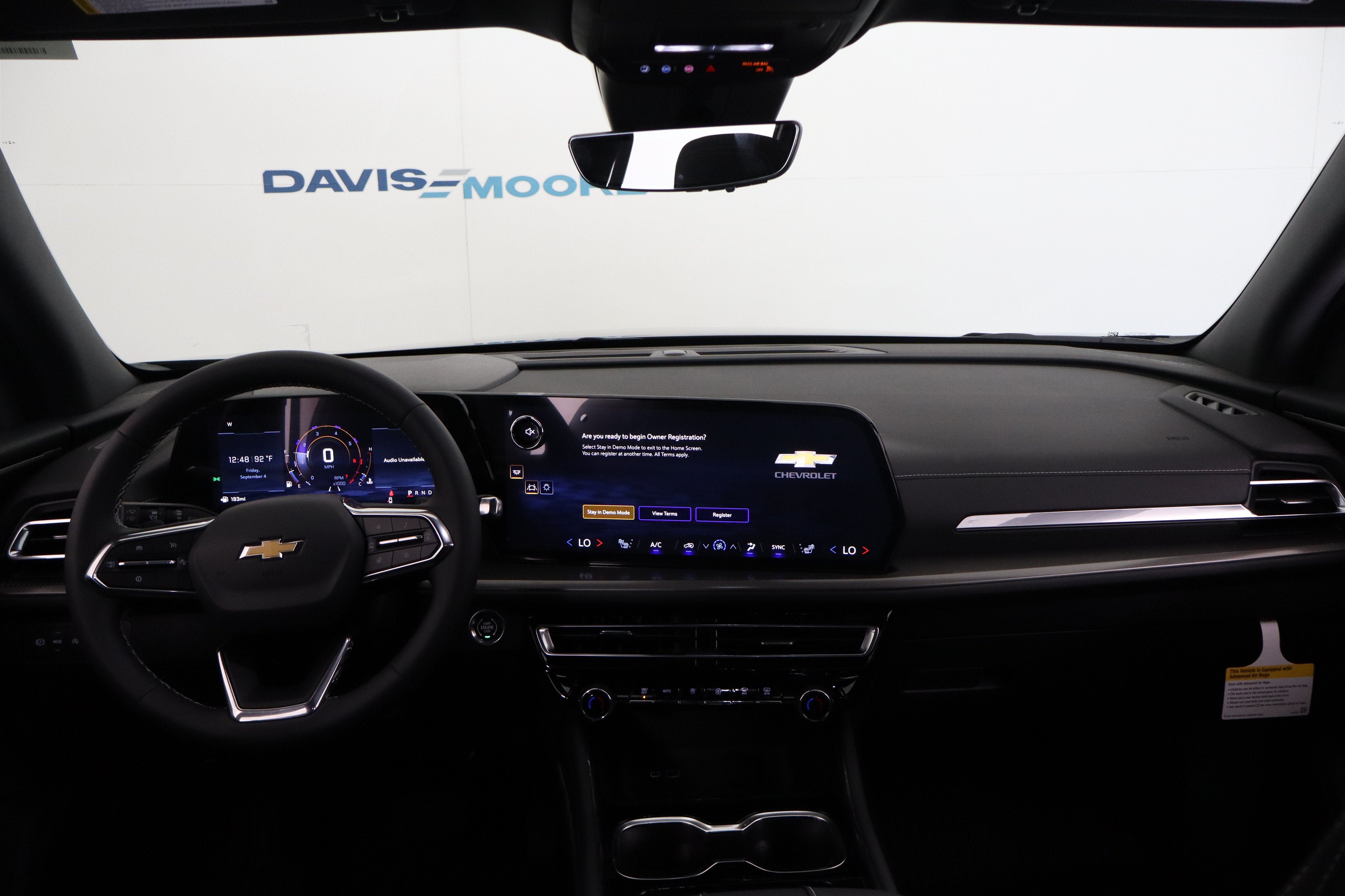2027 Chevrolet Traverse FWD LT