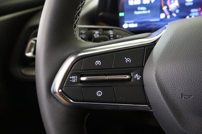 2027 Chevrolet Traverse FWD LT
