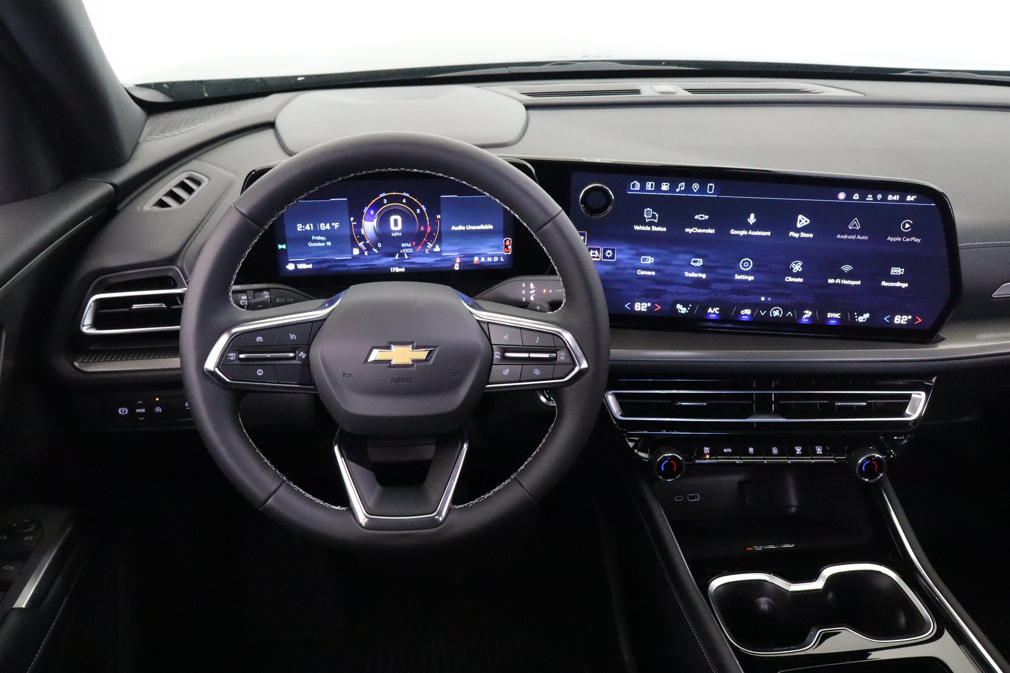 2027 Chevrolet Traverse FWD LT