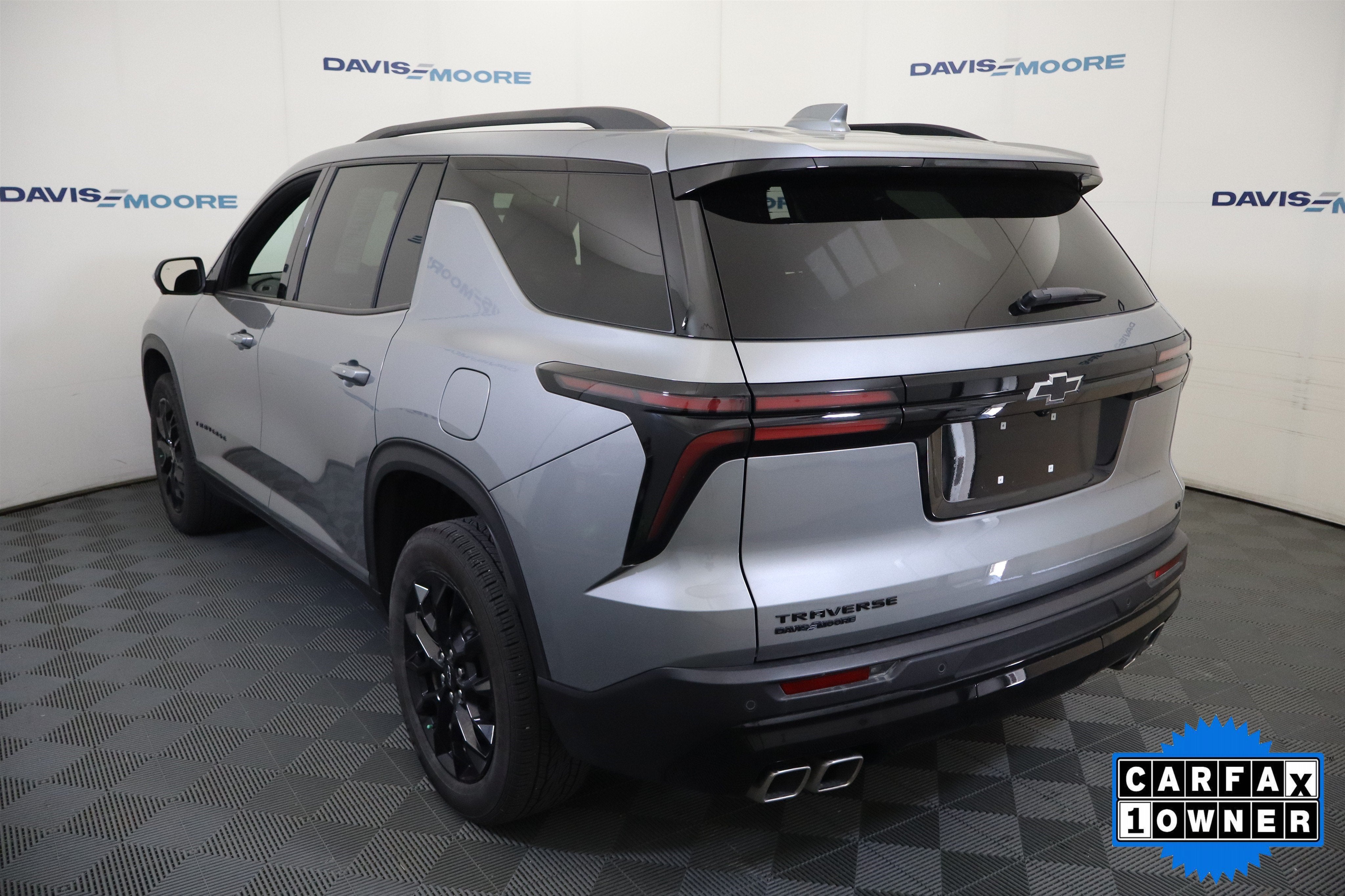2024 Chevrolet Traverse FWD LT