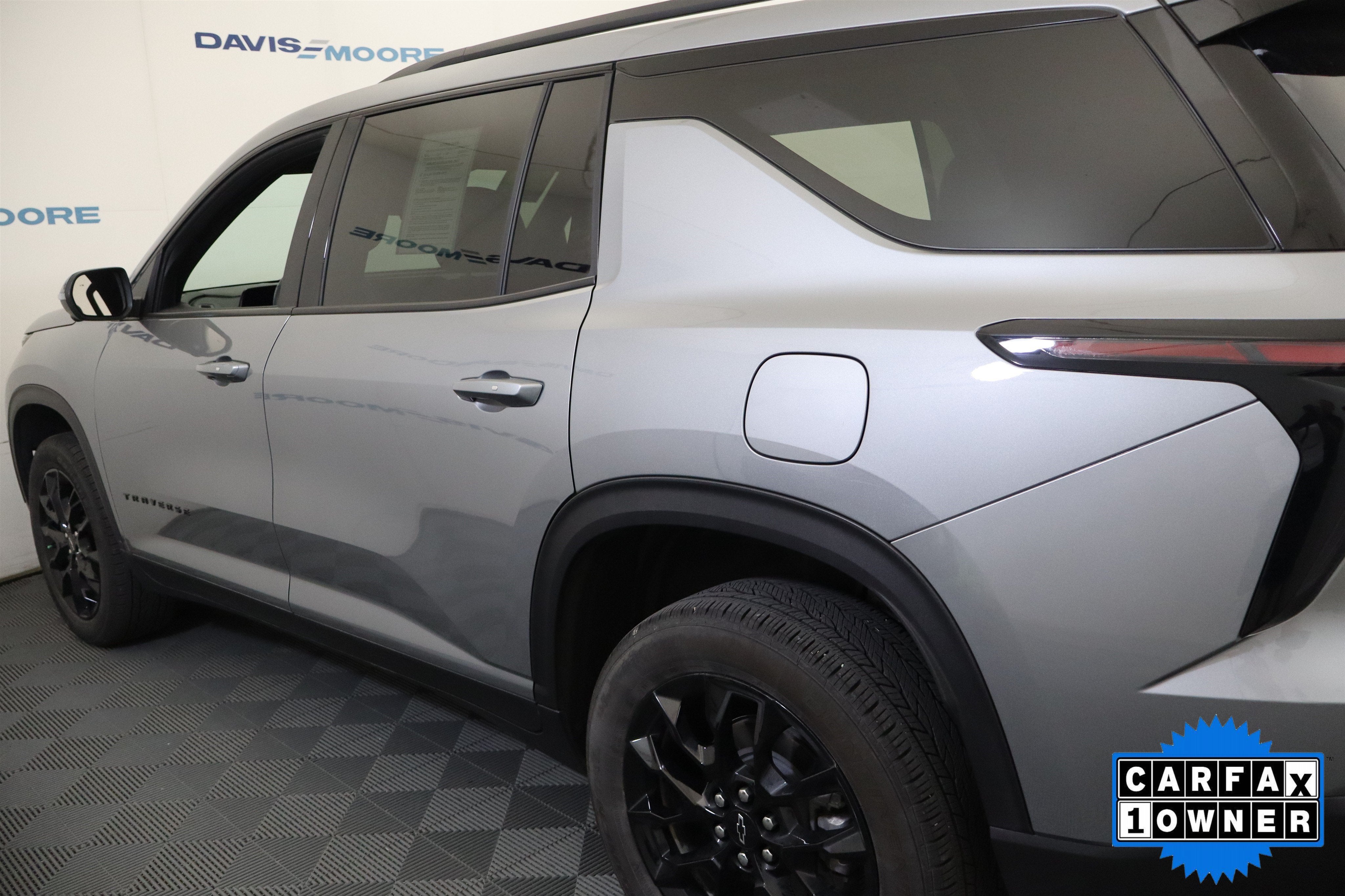 2024 Chevrolet Traverse FWD LT